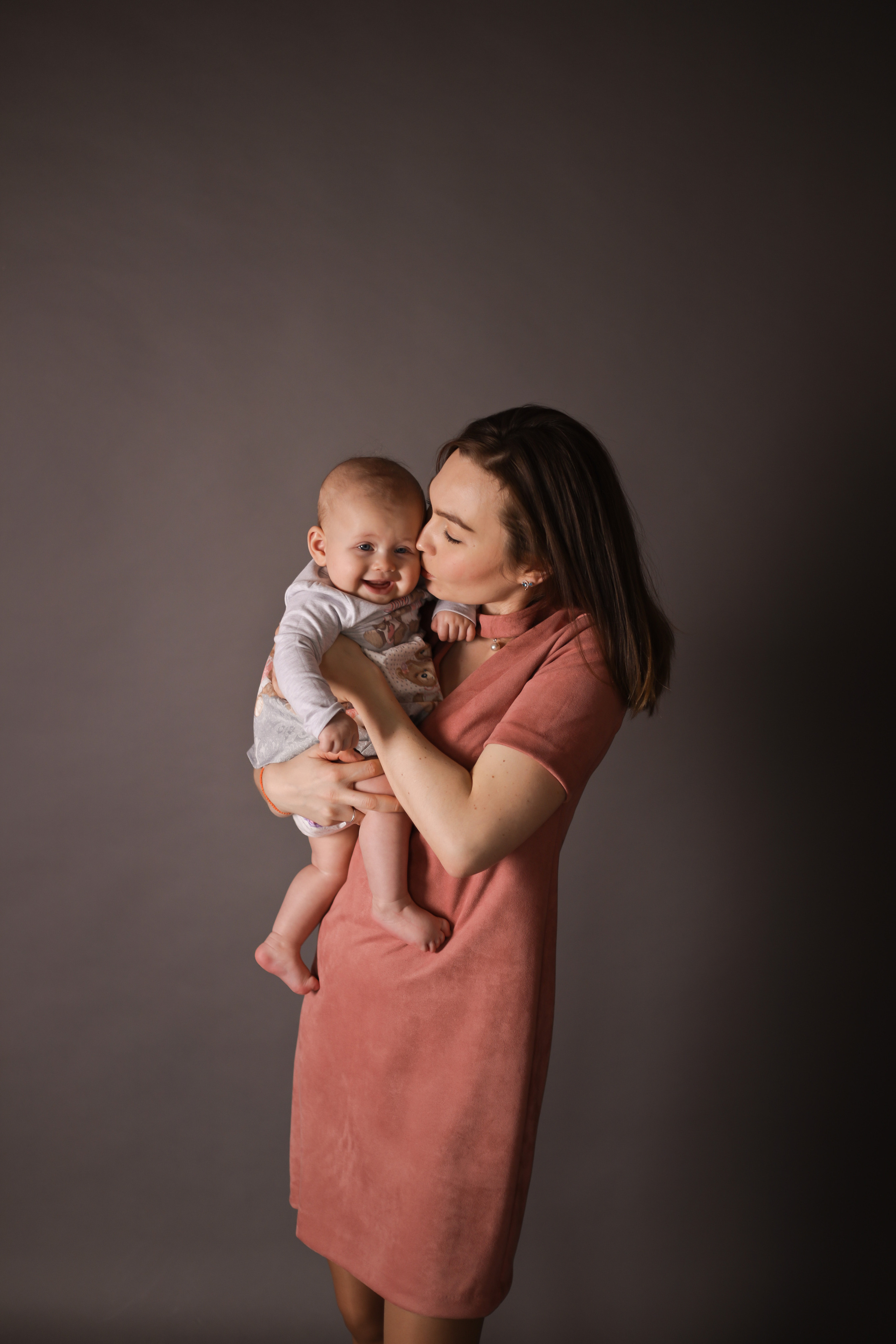 Семья Ольги. Семейный фотограф и фотограф новорожденных в Санкт-Петербурге Алина Фе