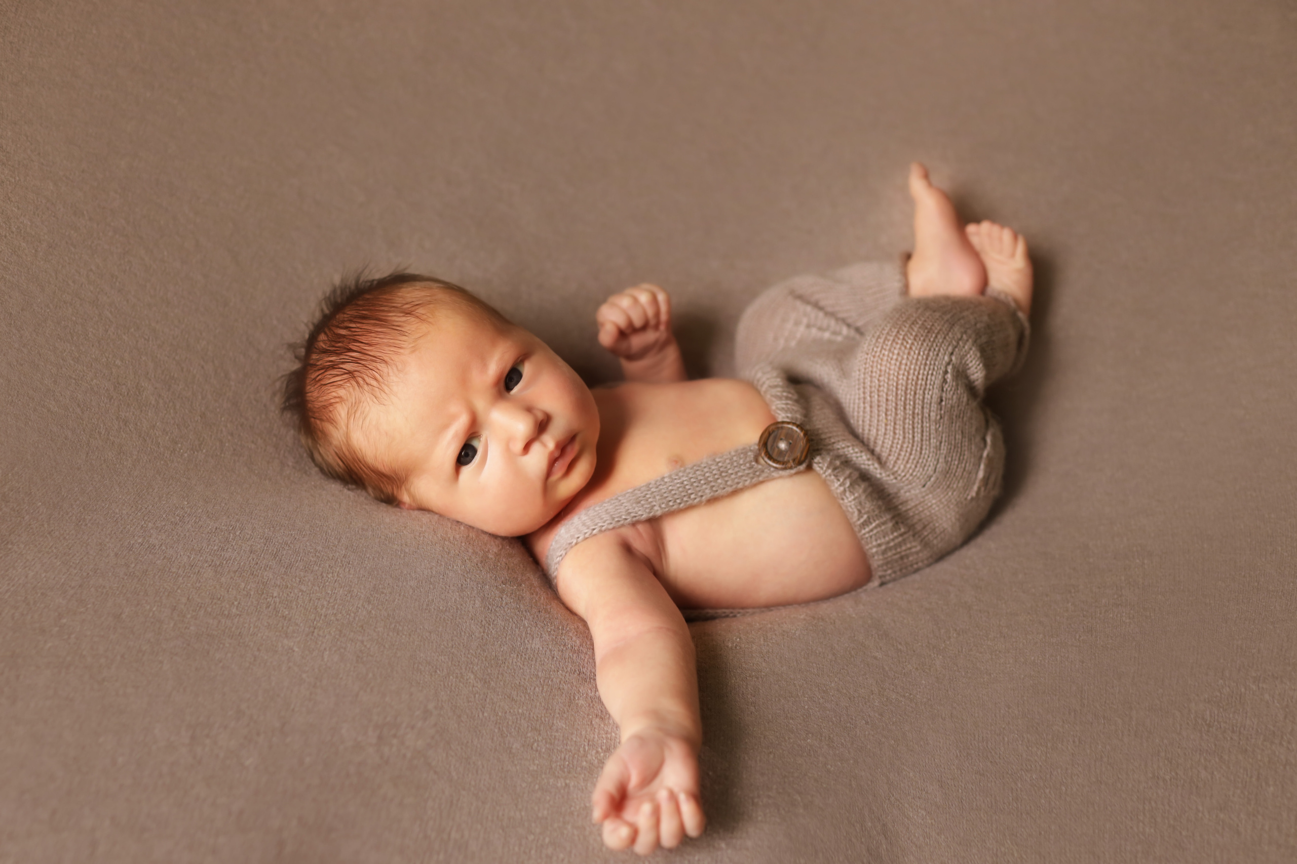 Денис 16 дней. Семейный фотограф и фотограф новорожденных в Санкт-Петербурге Алина Фе