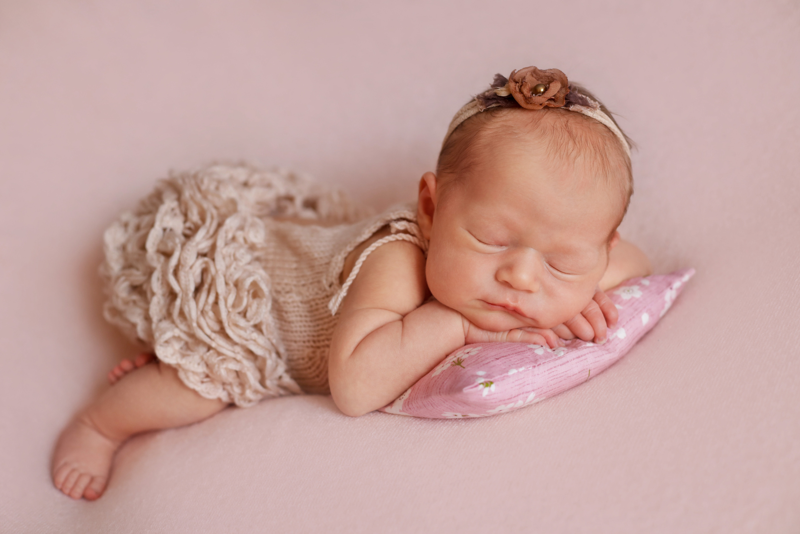 Елизавета 14 дней. Семейный фотограф и фотограф новорожденных в Санкт-Петербурге Алина Фе