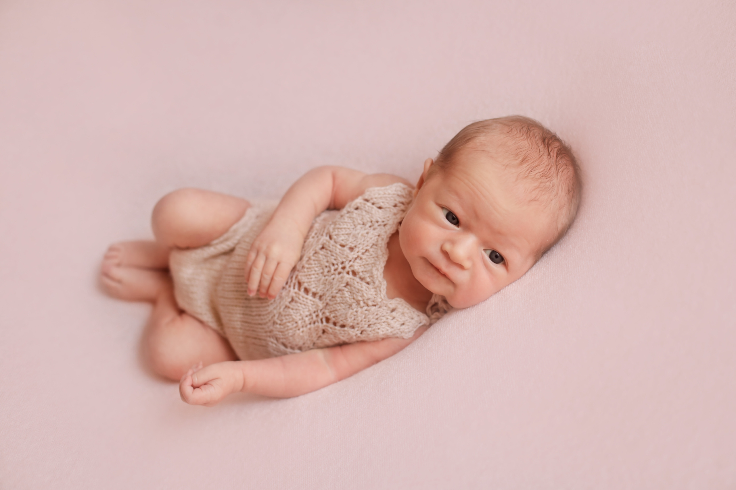 Елизавета 14 дней. Семейный фотограф и фотограф новорожденных в Санкт-Петербурге Алина Фе