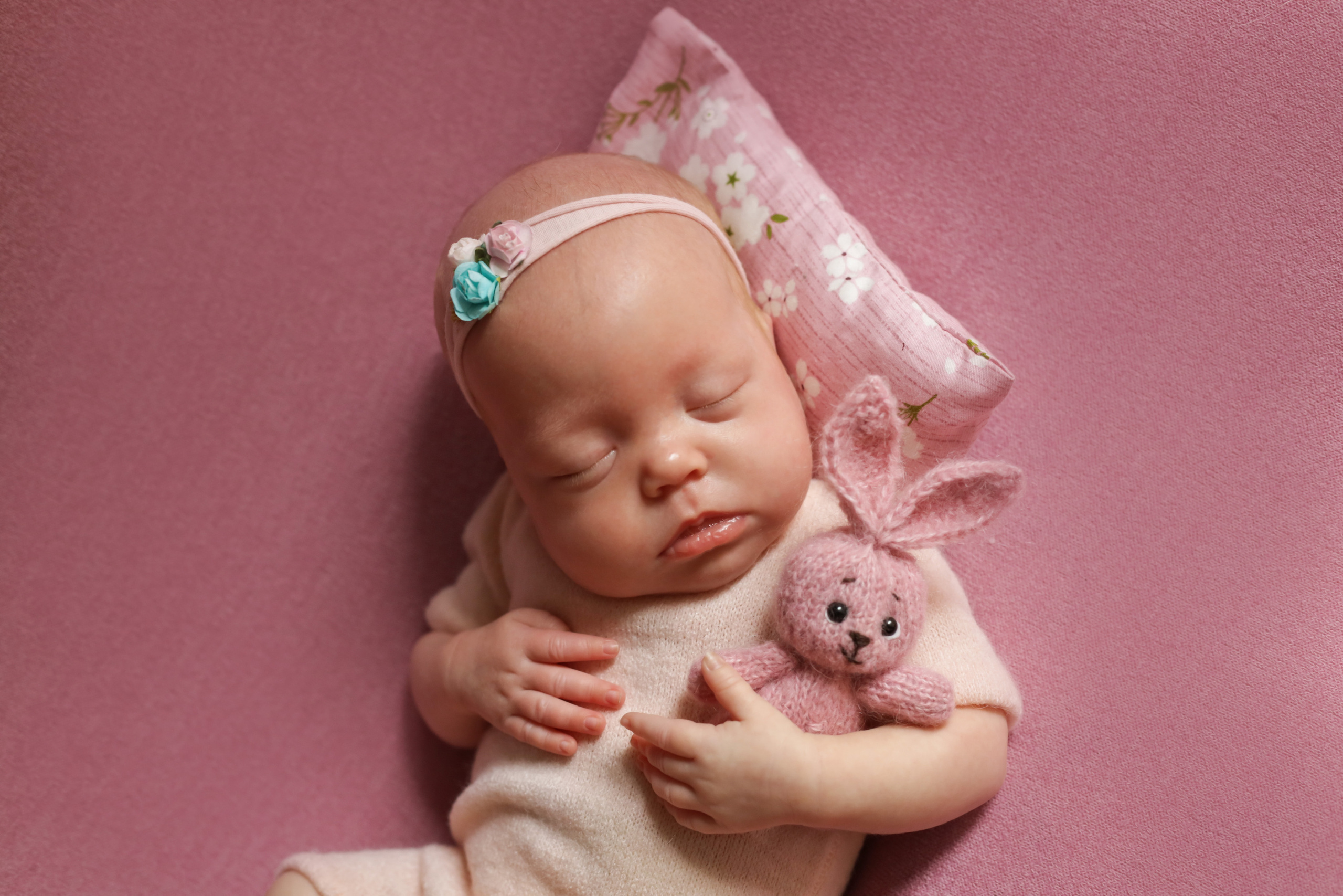 Элина и Арина 1,5 месяца. Семейный фотограф и фотограф новорожденных в Санкт-Петербурге Алина Фе