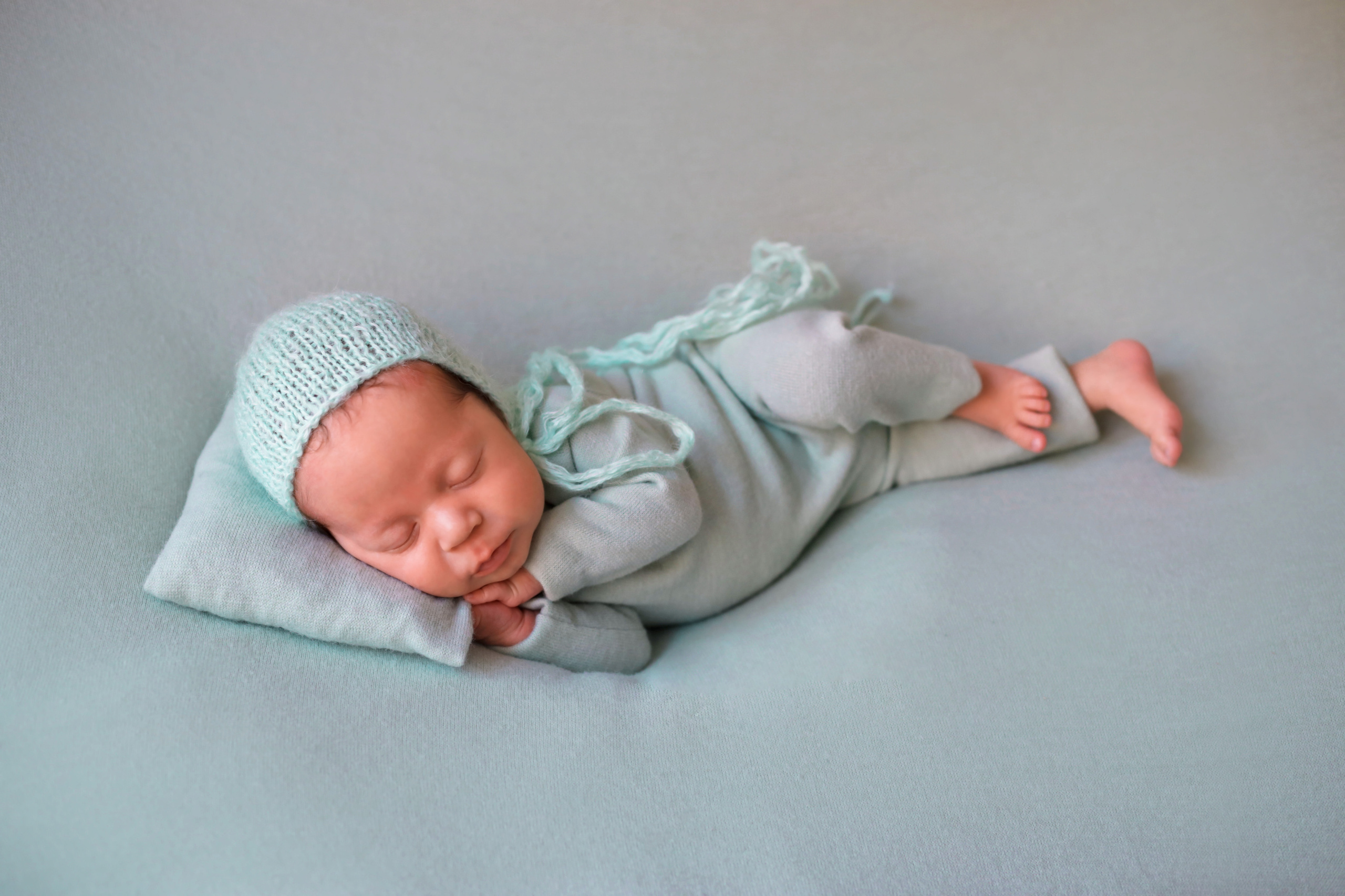 Егор 21 день. Семейный фотограф и фотограф новорожденных в Санкт-Петербурге Алина Фе