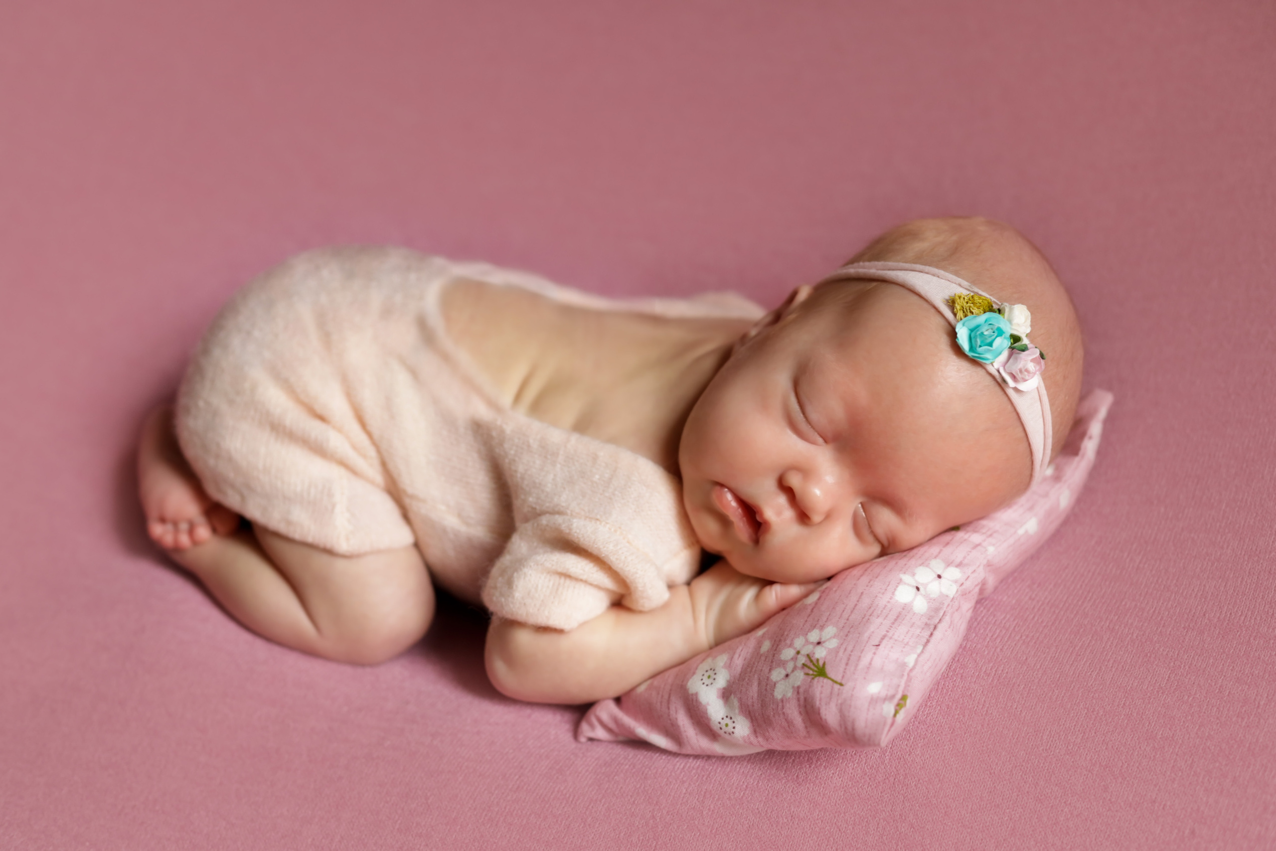Элина и Арина 1,5 месяца. Семейный фотограф и фотограф новорожденных в Санкт-Петербурге Алина Фе