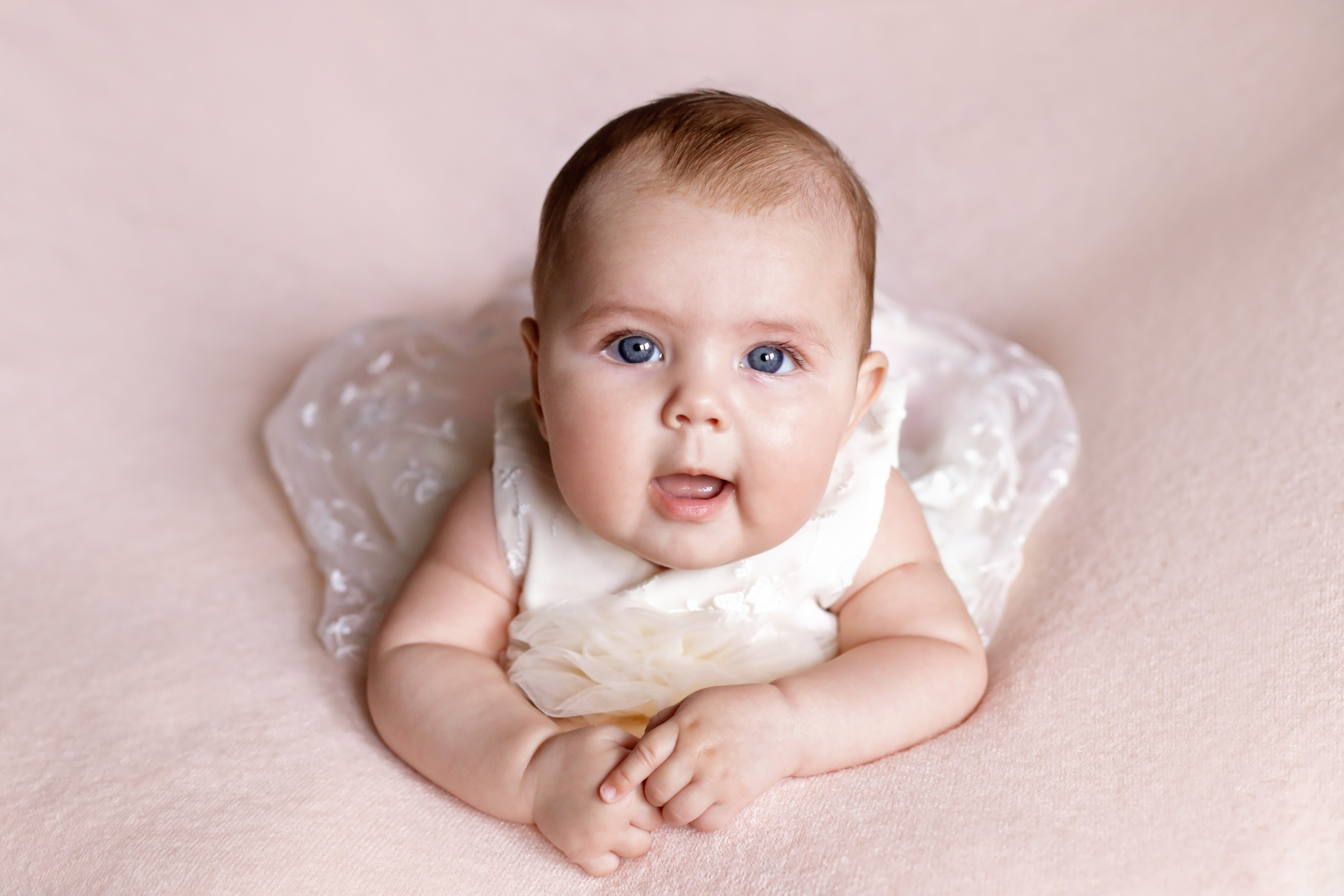 Амелия. Я расту. Семейный фотограф и фотограф новорожденных в Санкт-Петербурге Алина Фе