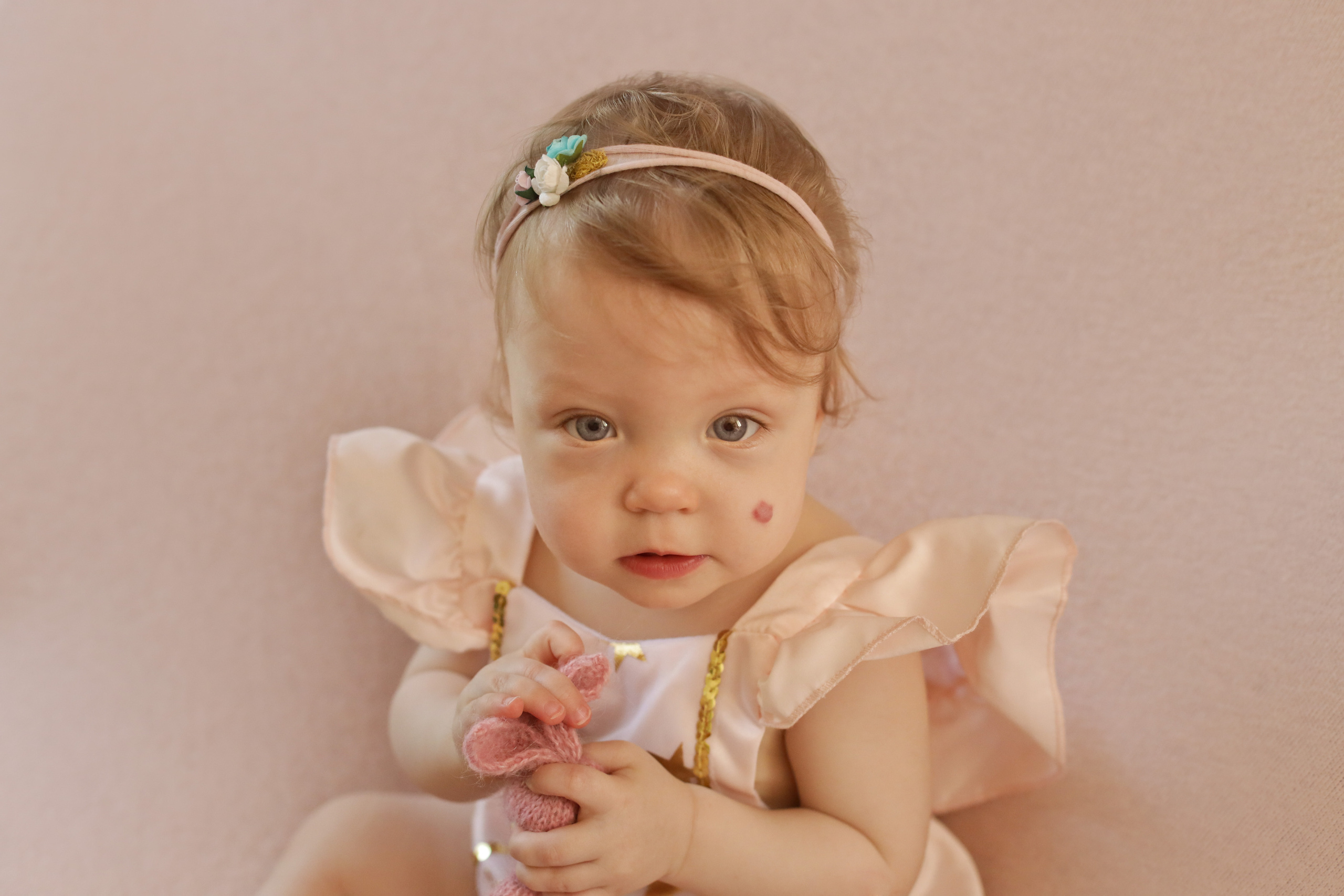 Элина и Арина. Я расту. Семейный фотограф и фотограф новорожденных в Санкт-Петербурге Алина Фе