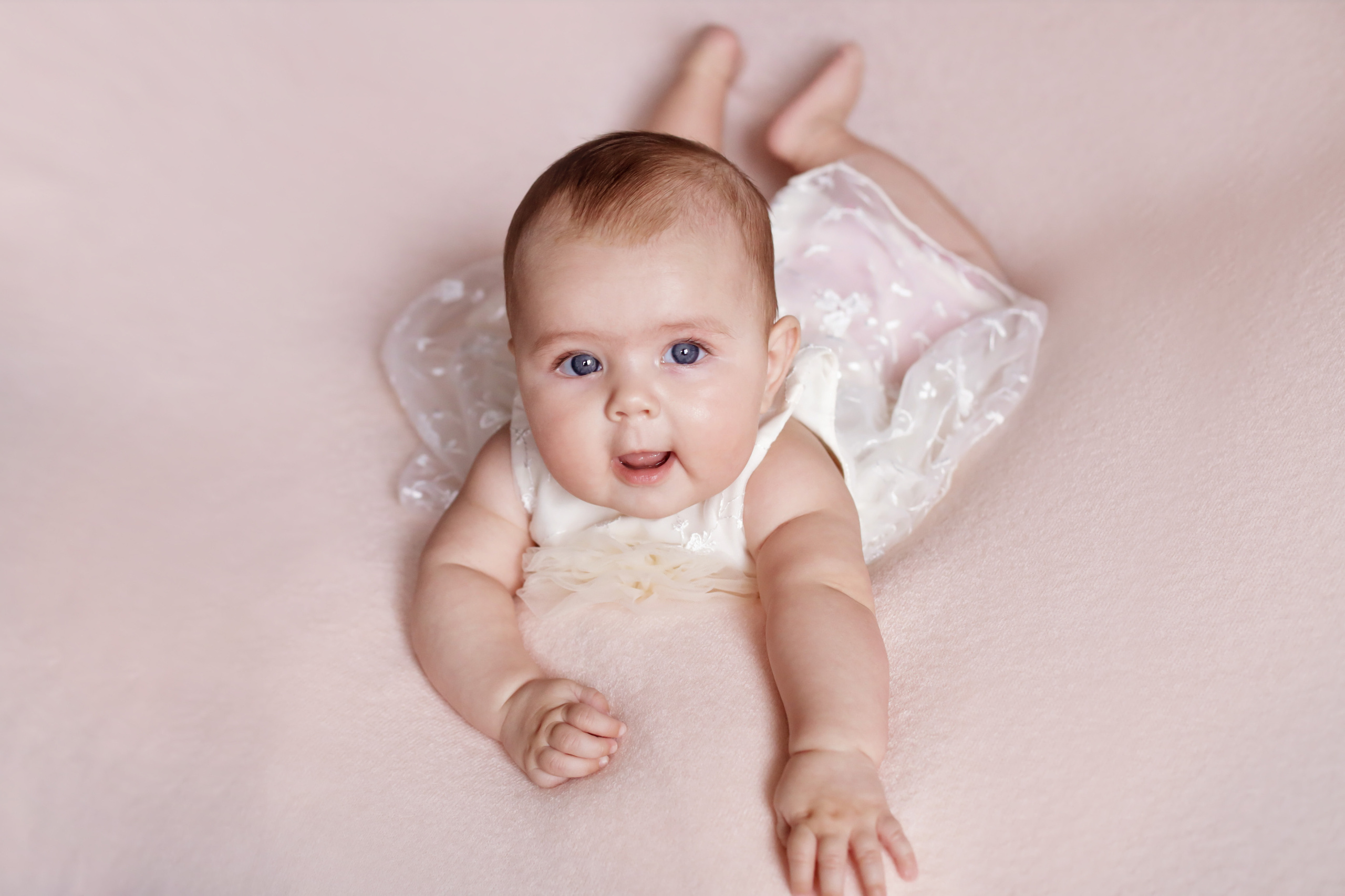 Амелия. Я расту. Семейный фотограф и фотограф новорожденных в Санкт-Петербурге Алина Фе