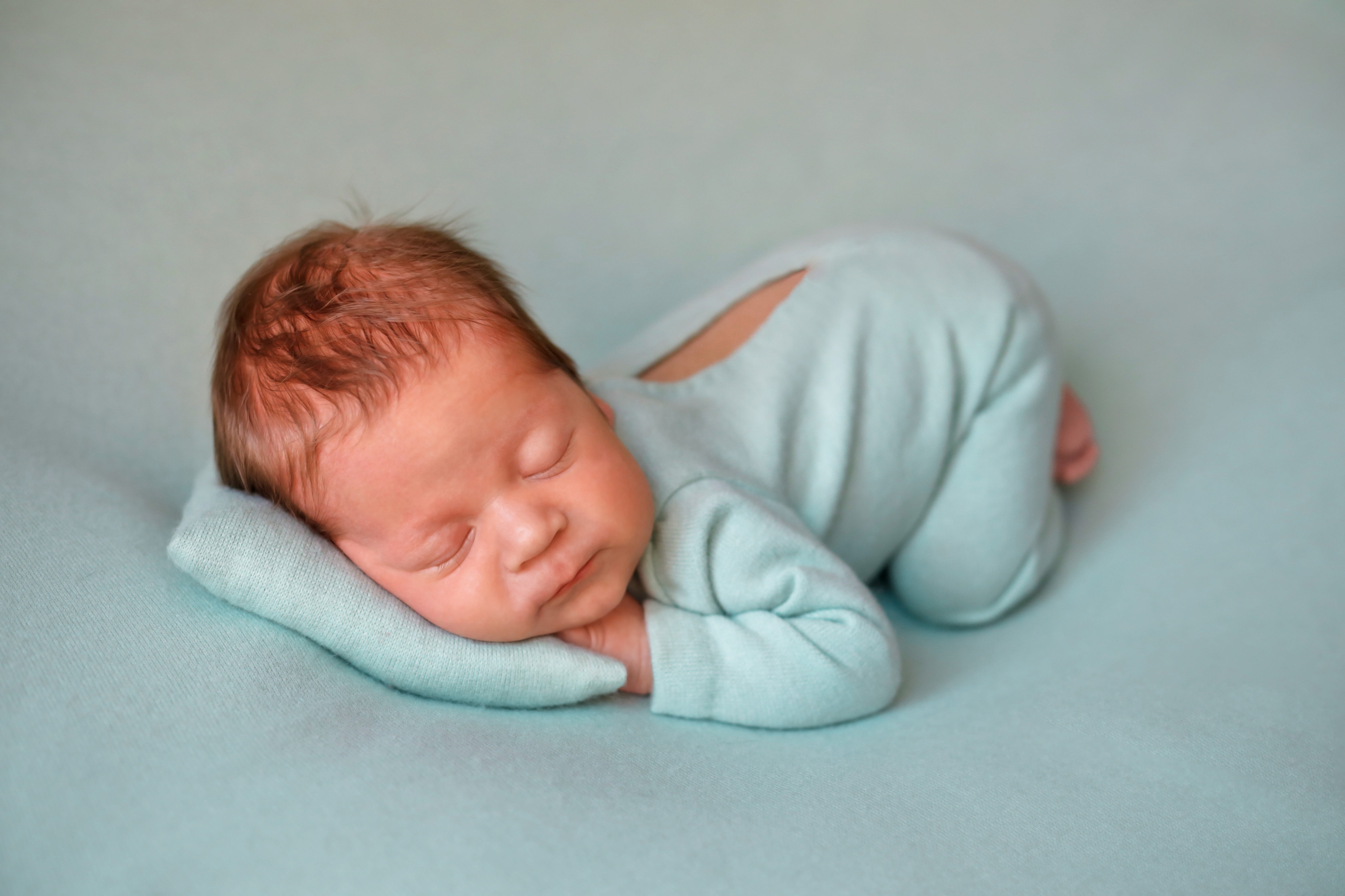 Егор 21 день. Семейный фотограф и фотограф новорожденных в Санкт-Петербурге Алина Фе