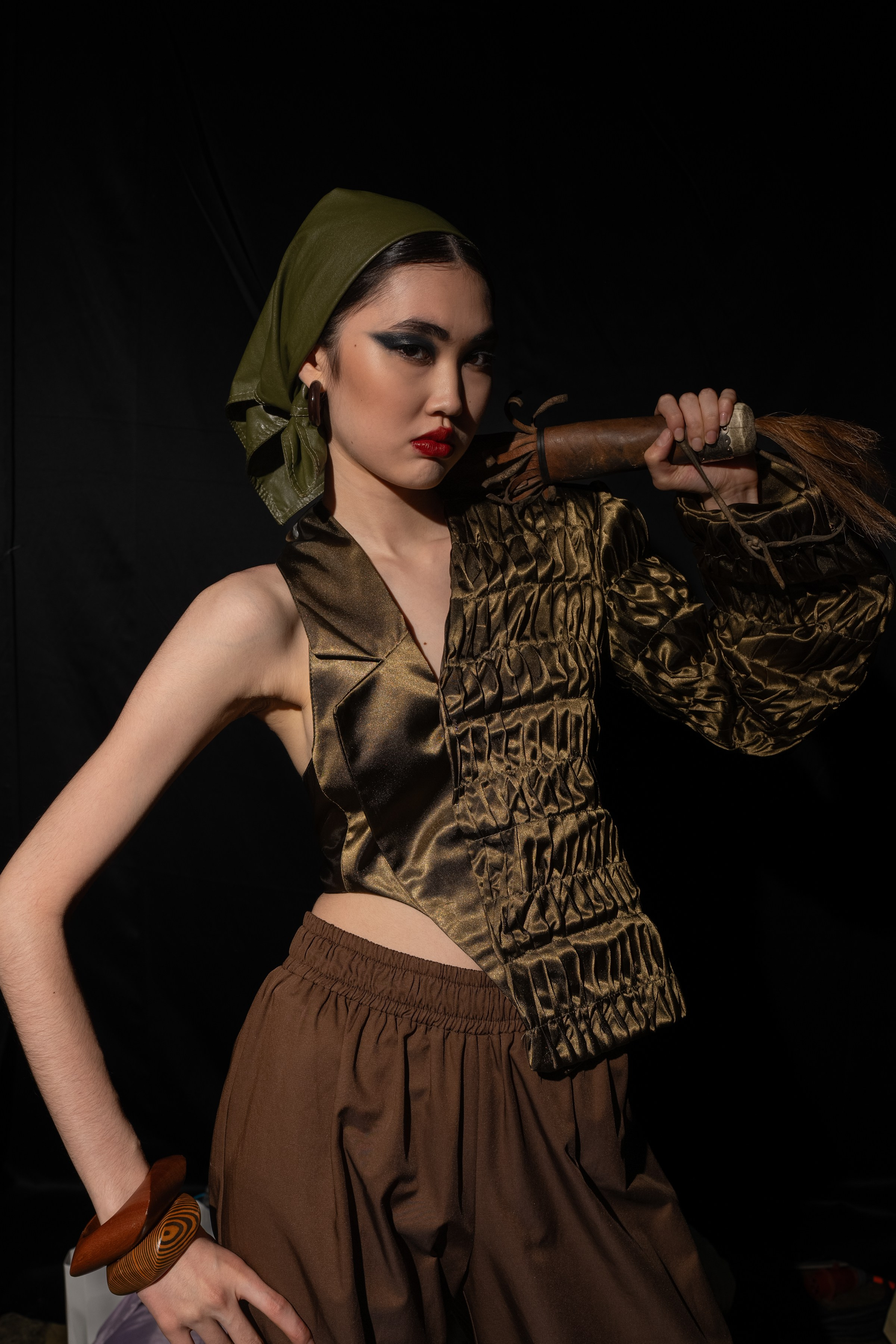 Visa Fashion week Almaty Backstage Day 3. Сайт Алматинского НЮ АРТ, будуар и фэшн фотографа Дениса Карпенко