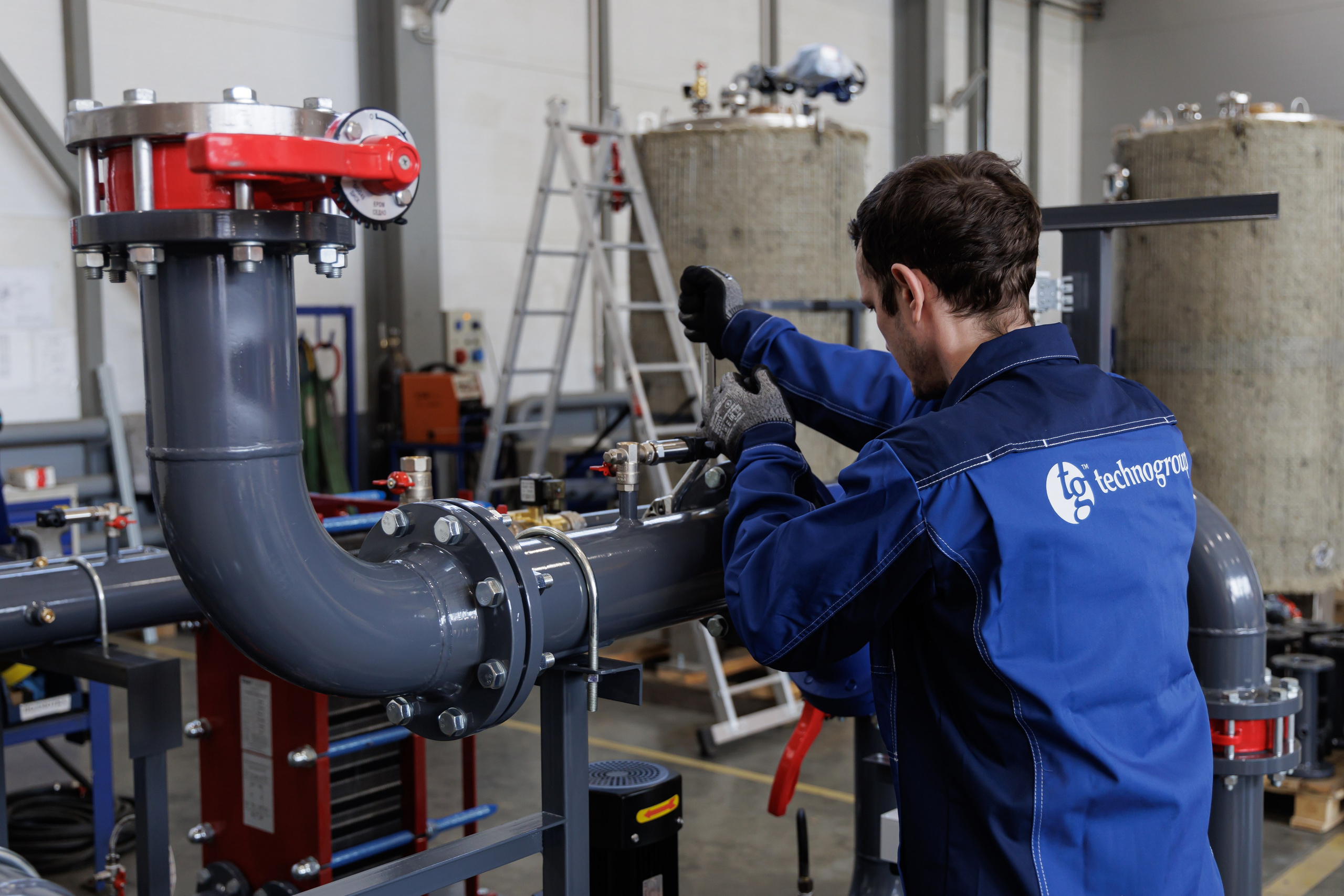 Промсъёмки. Фотограф свадебный, репортажный, индивидуальный, фото для маркетплейсов, брендов, автосалонов