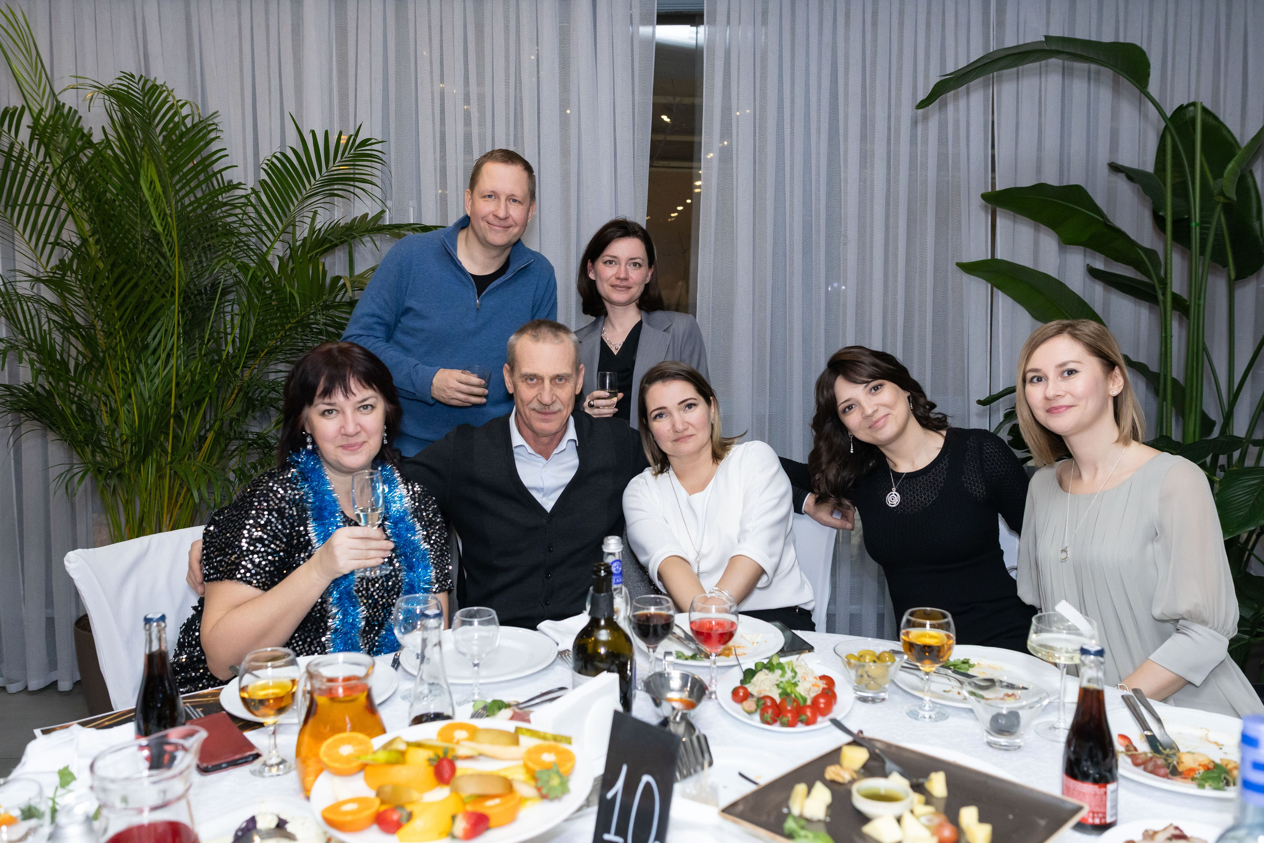 Корпоратив ресторан Времена года Москва. Семейный и детский фотограф Анна Петракова