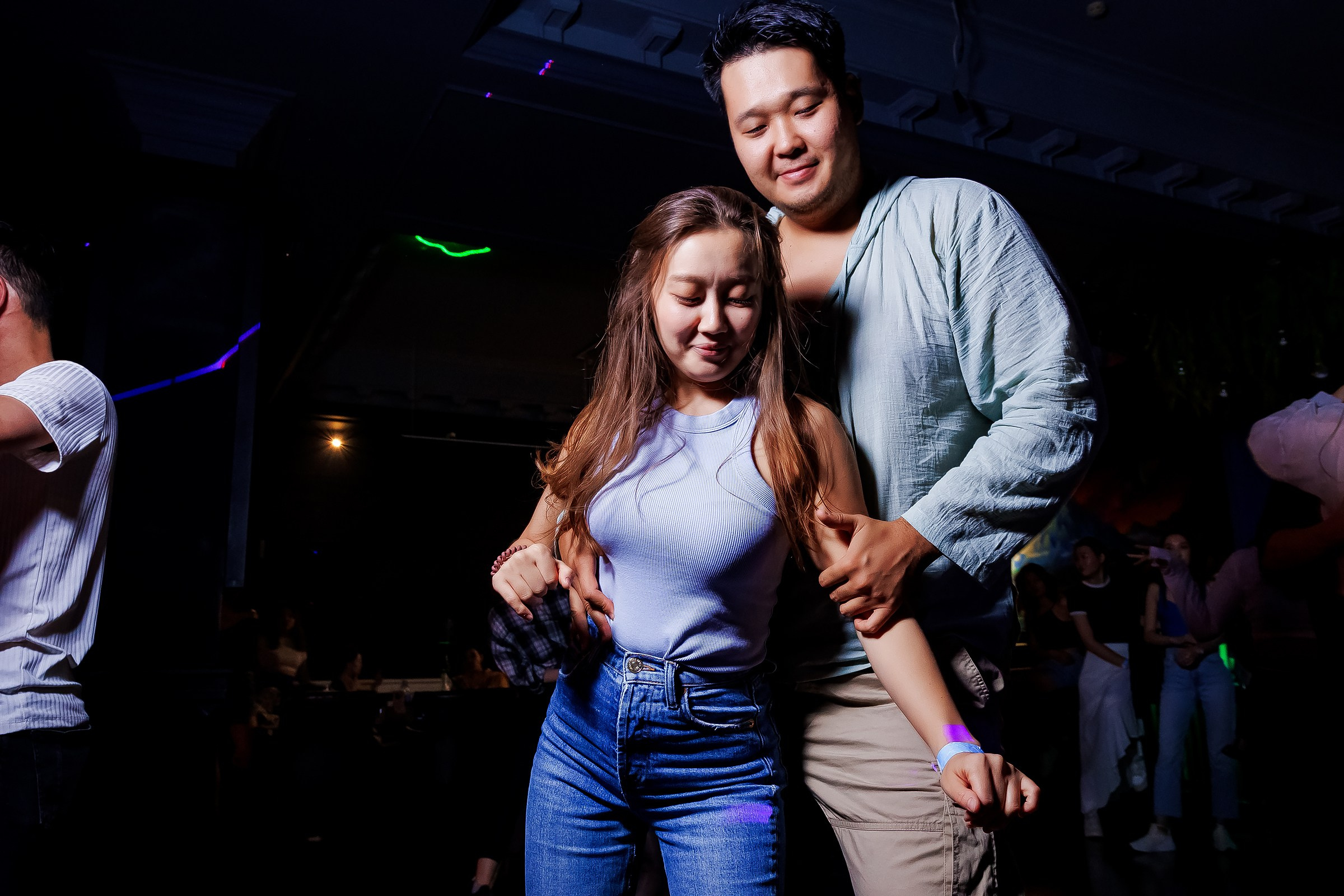 Bachata Party Hola Dance. Репортажный фотограф в Алматы Каюпов Сержан