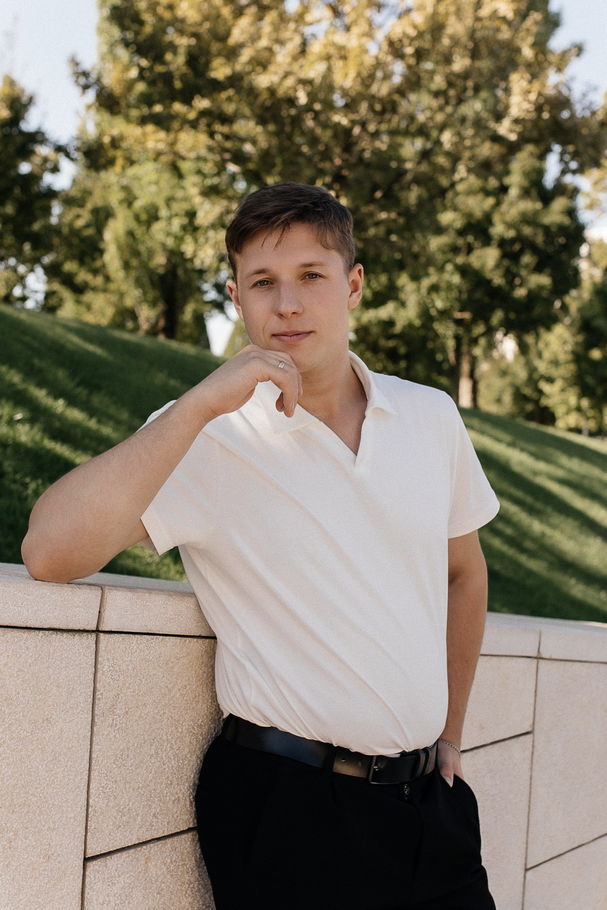 Свадебная фотосессия в парке Галицкого. Свадебный и семейный фотограф Виолетта Сидельникова. Краснодар, Россия, Беларусь, Европа