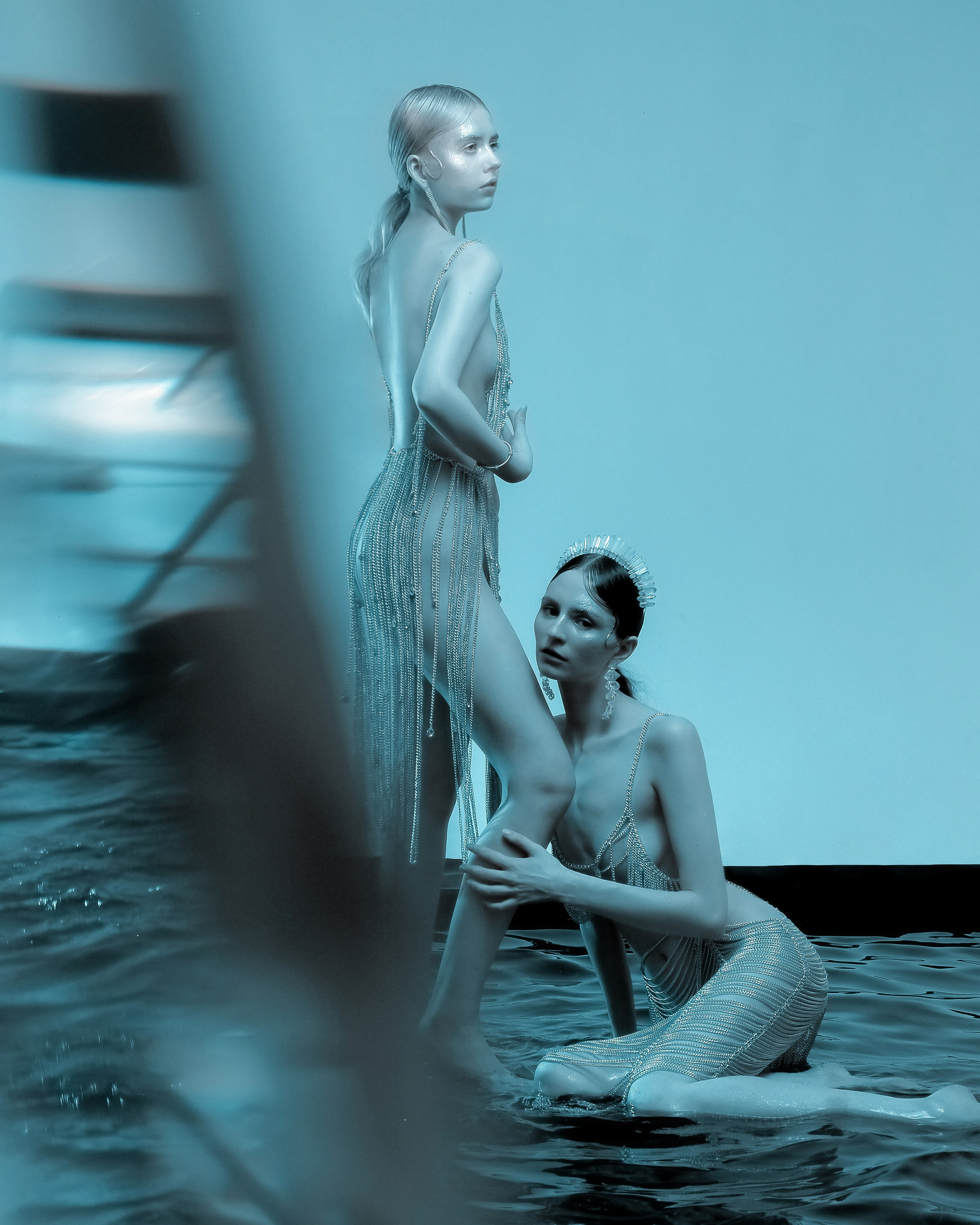 Съёмка для бренда одежды из цепей Nevoda. Фотограф Кристина Берг