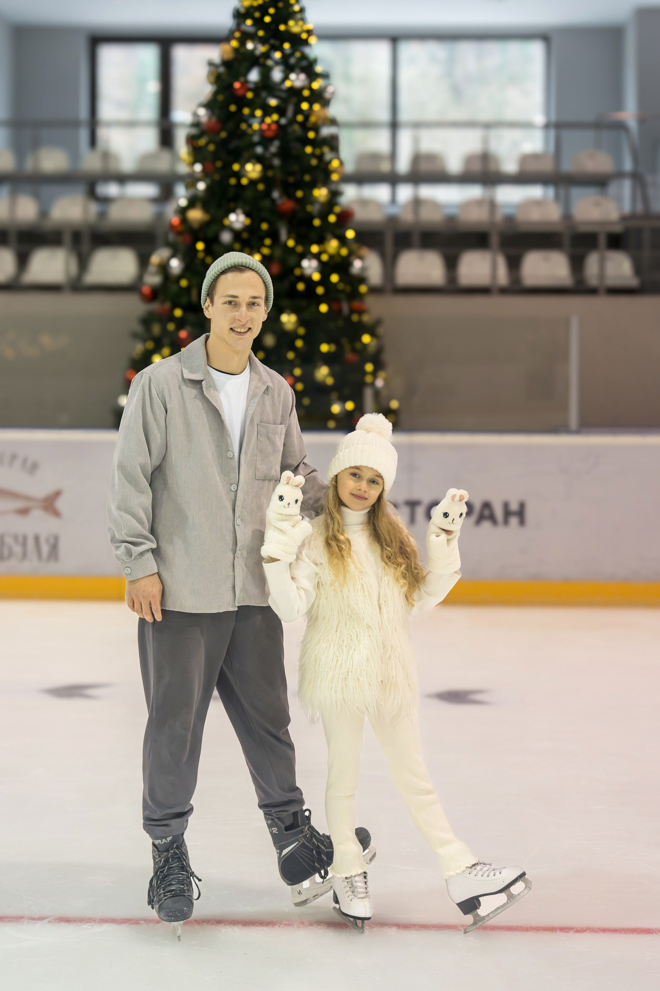 Контент съемка на катке для курорта Роза Хутор. Репортажный фотограф в Красной Поляне и Сочи Павлюченко Екатерина