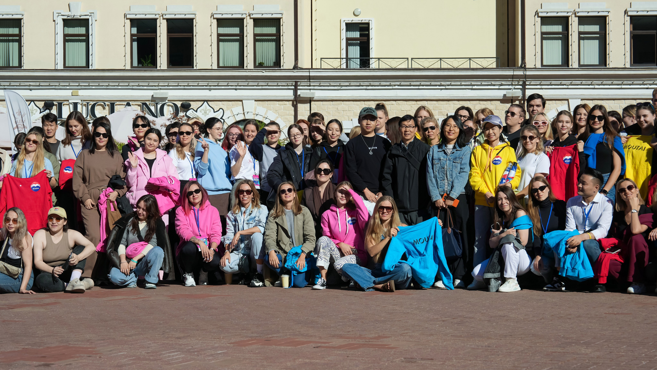 ChinaRosaFest 2024. Репортажный фотограф в Красной Поляне и Сочи Павлюченко Екатерина