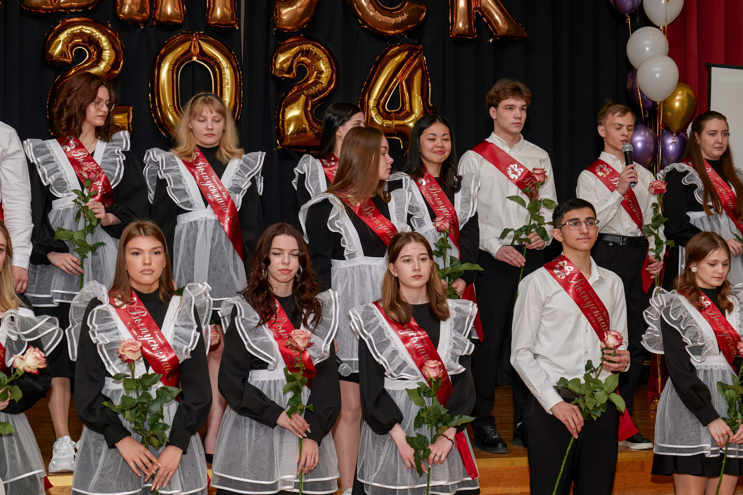 Последний звонок школа 1413. Детский и семейный фотограф г. Москва Оксана Катаджи