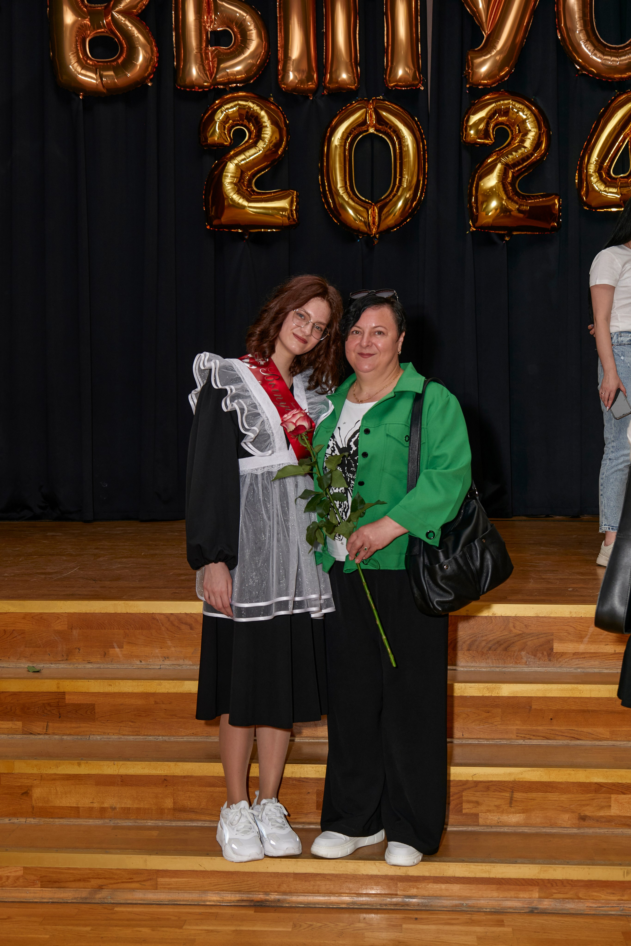 Последний звонок школа 1413. Детский и семейный фотограф г. Москва Оксана Катаджи