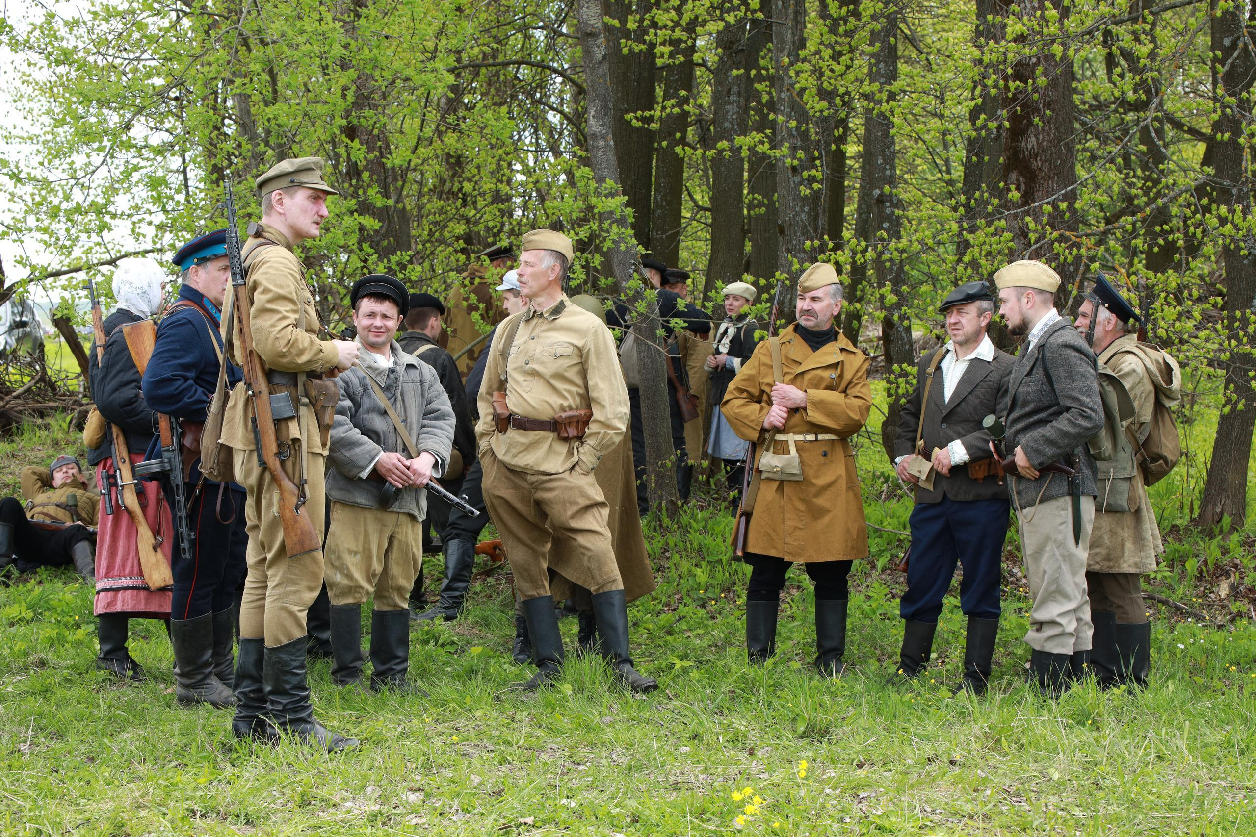 Репортаж с фестиваля реконструкции «Лесные мстители» г. Алексин. Фотограф в Туле Крупский АнДРей. Фотостудия «КАДР71» в Туле