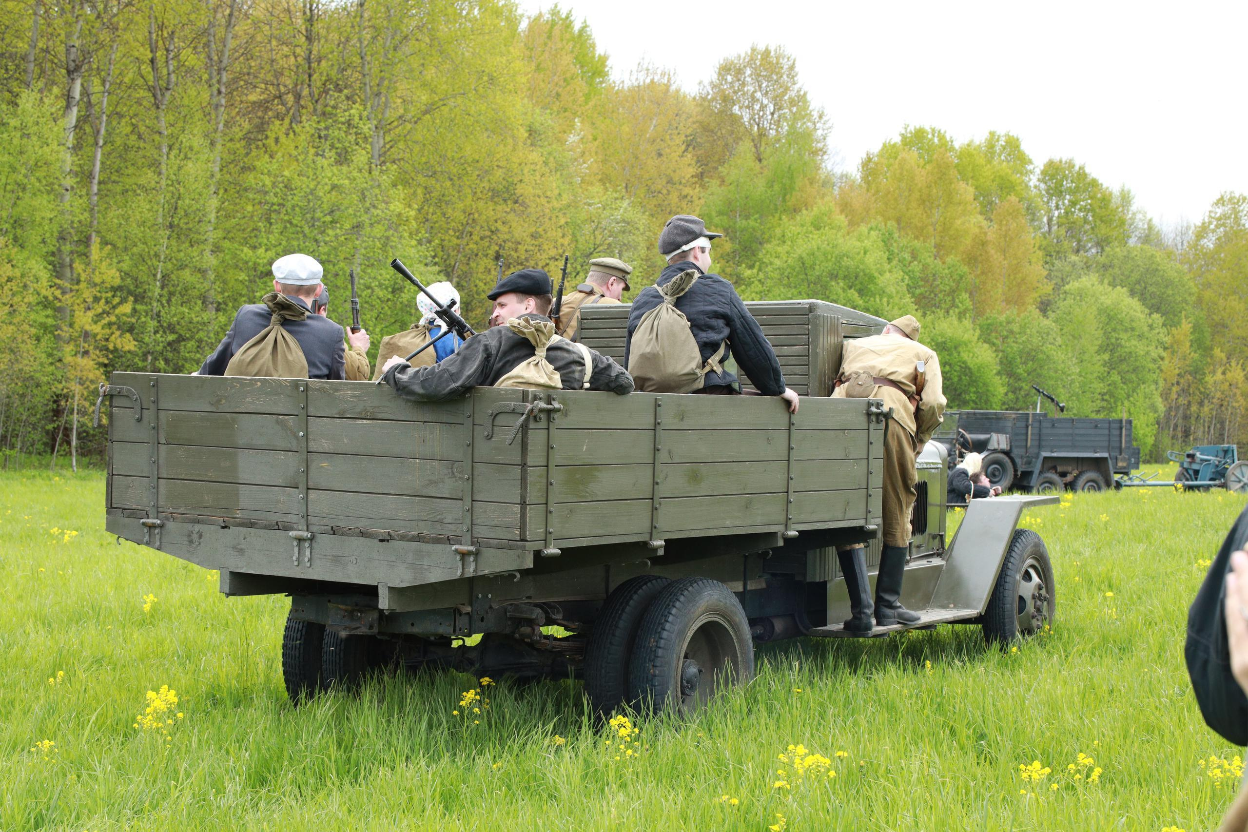 Репортаж с фестиваля реконструкции «Лесные мстители» г. Алексин. Фотограф в Туле Крупский АнДРей. Фотостудия «КАДР71» в Туле