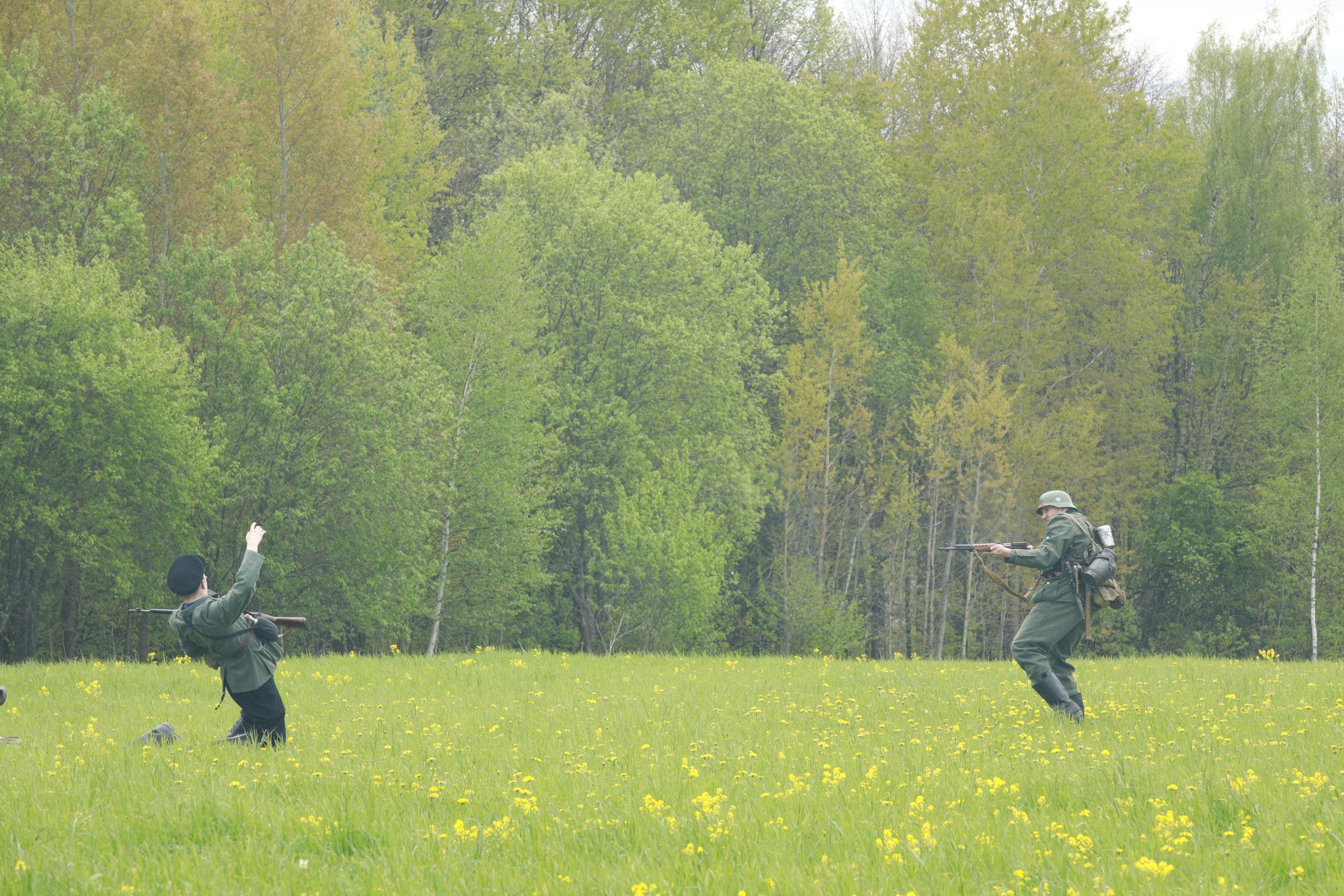 Репортаж с фестиваля реконструкции «Лесные мстители» г. Алексин. Фотограф в Туле Крупский АнДРей. Фотостудия «КАДР71» в Туле