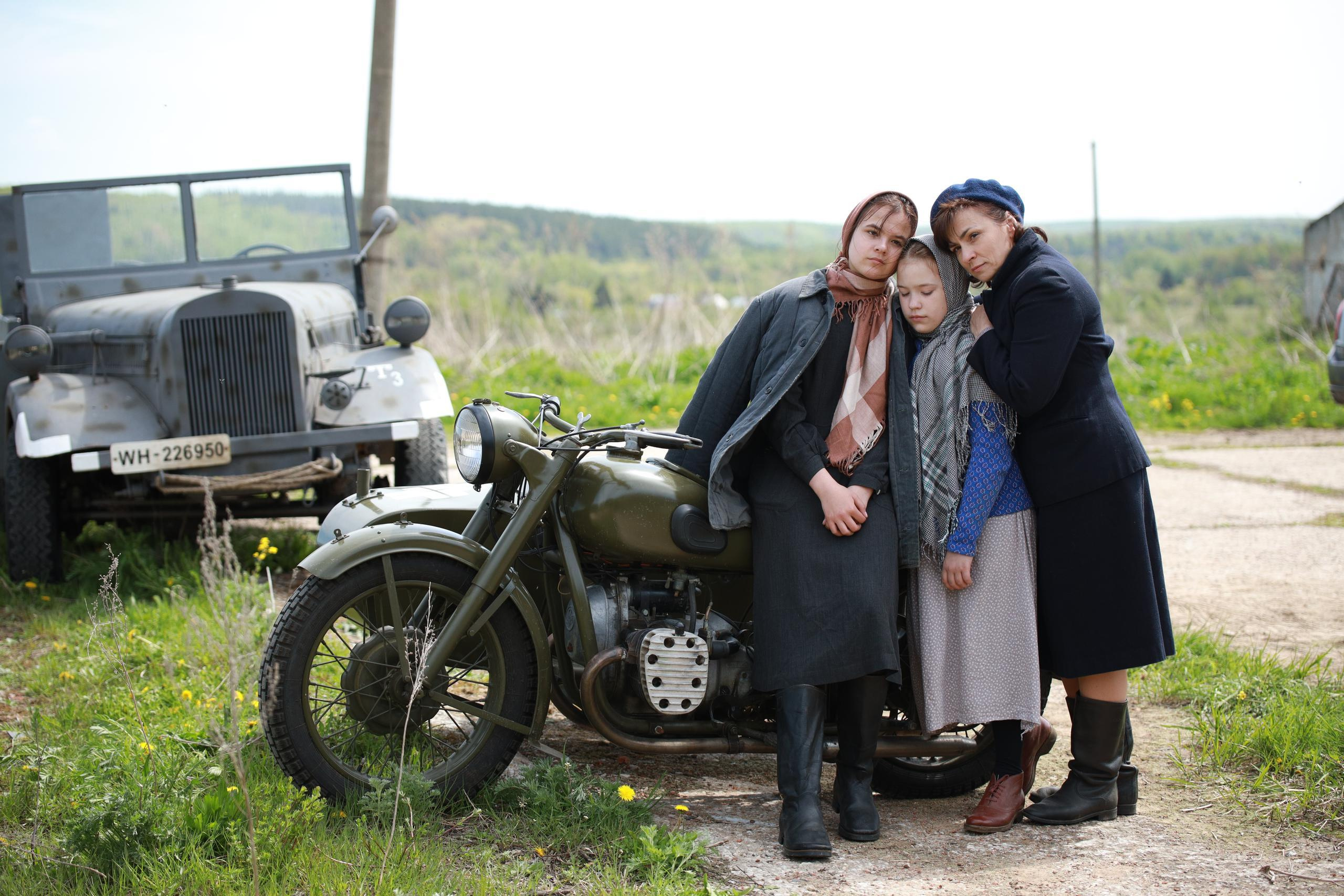 Репортаж с фестиваля реконструкции «Лесные мстители» г. Алексин. Фотограф в Туле Крупский АнДРей. Фотостудия «КАДР71» в Туле