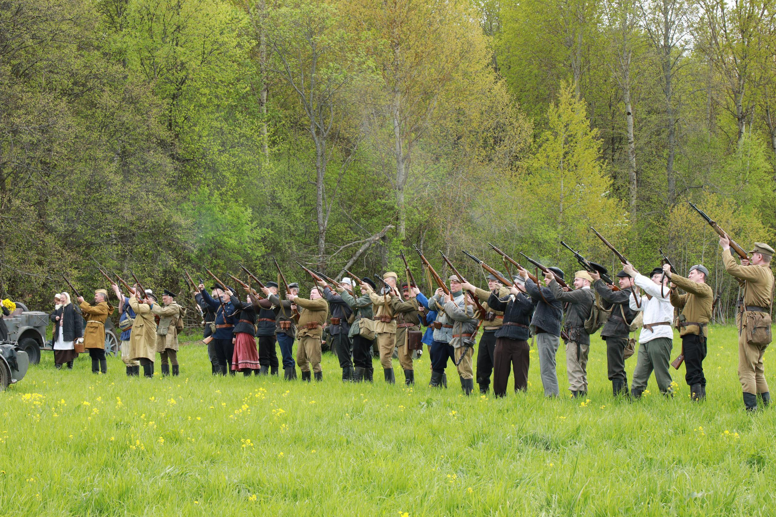 Репортаж с фестиваля реконструкции «Лесные мстители» г. Алексин. Фотограф в Туле Крупский АнДРей. Фотостудия «КАДР71» в Туле