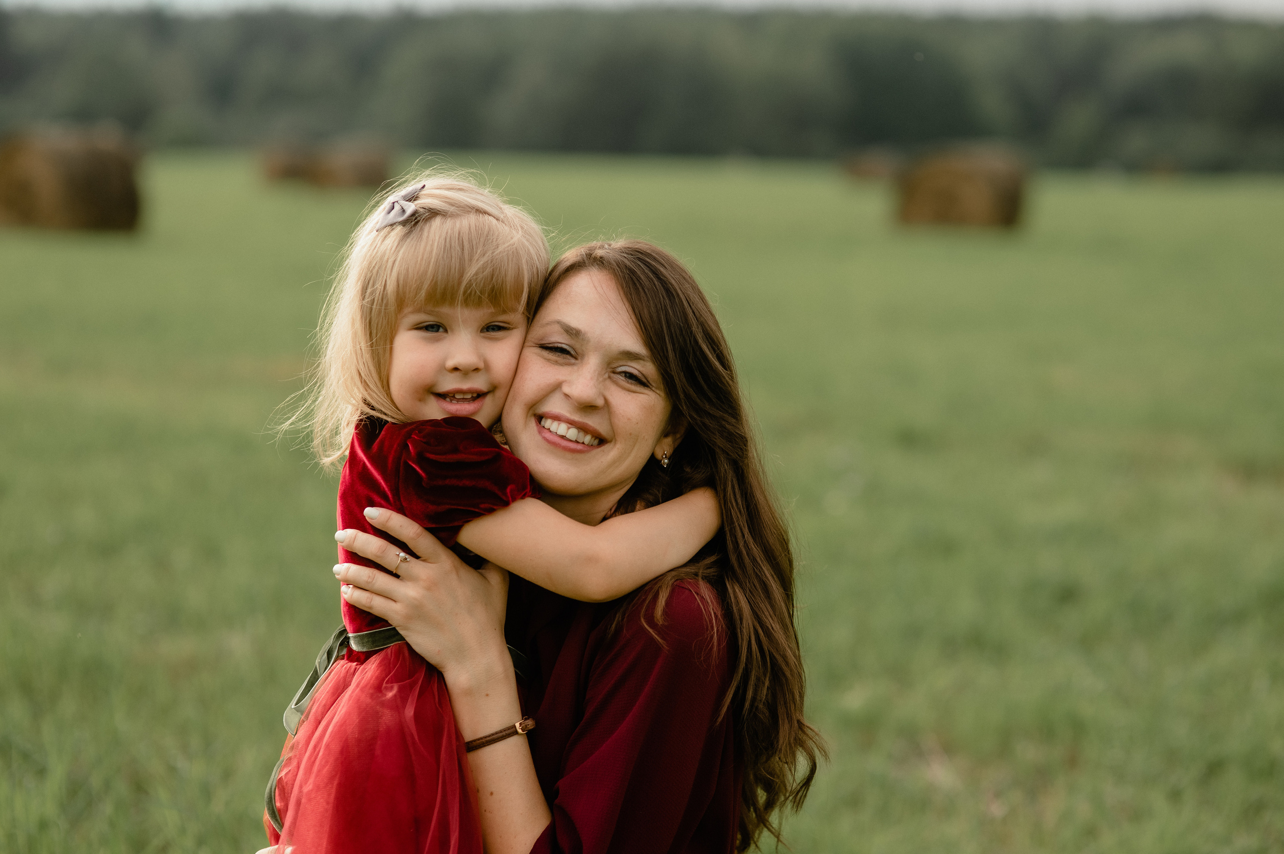 Фотосессия для мамы и дочки в Москве и Московской области. Портретный фотограф в Москве, Московской области. Деловой портрет