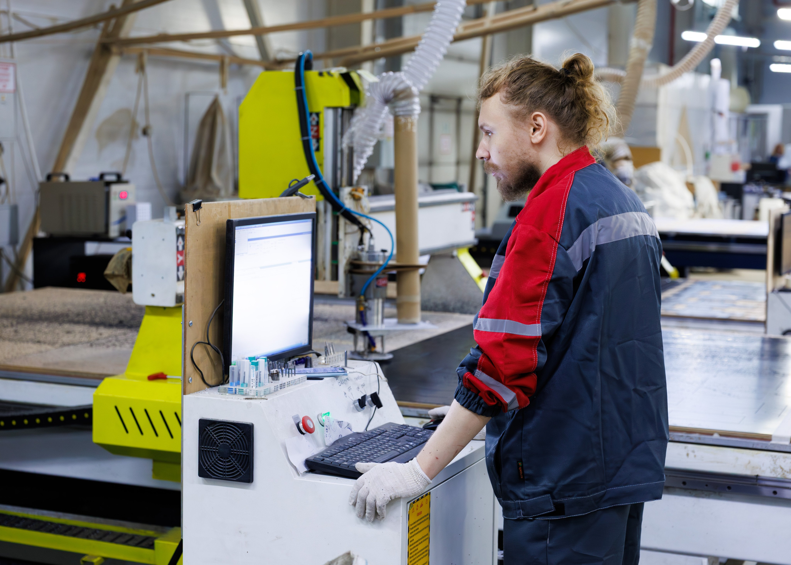 Съемка контента для рекламно-производственной фирмы «Дека» (2025). Репортажный и портретный фотограф в Ярославле Константин Горбачев