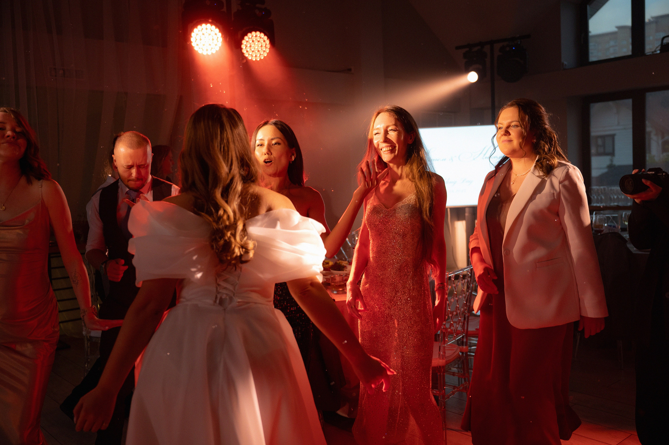 Николь и Артем Теплица парк. Свадебный фотограф Раменское-Москва