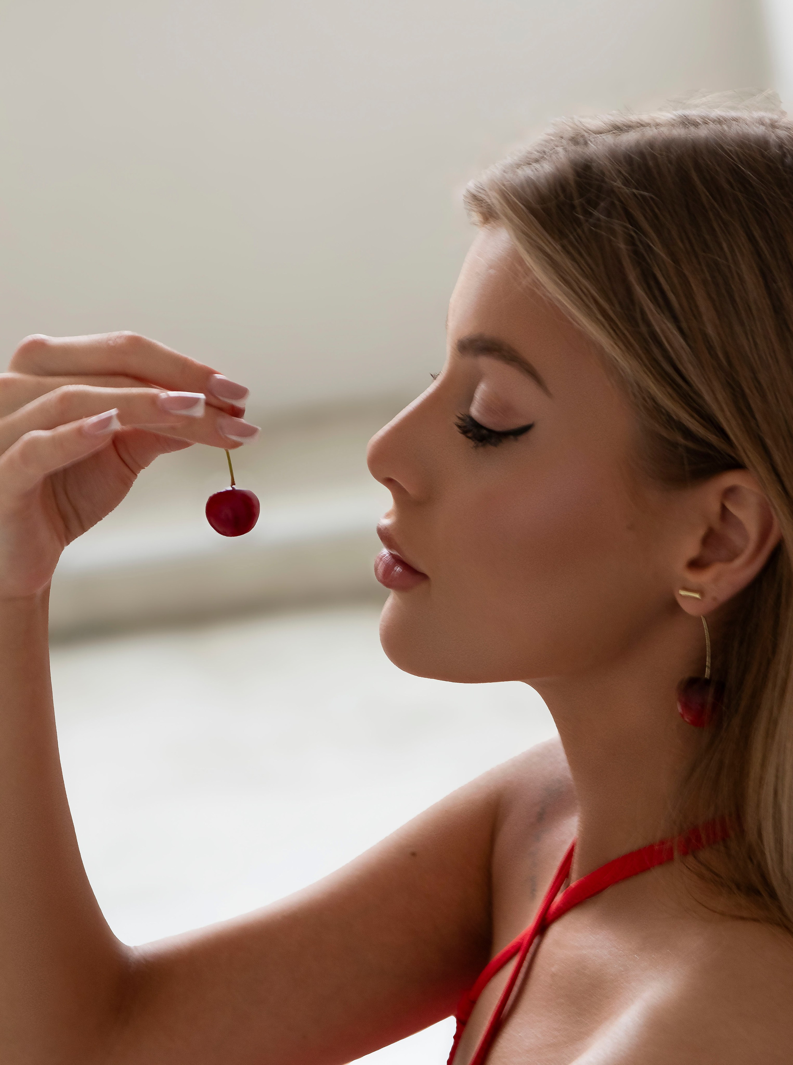 Девушка вишня. Портретный фотограф в Санкт-Петербурге Савельева Ольга
