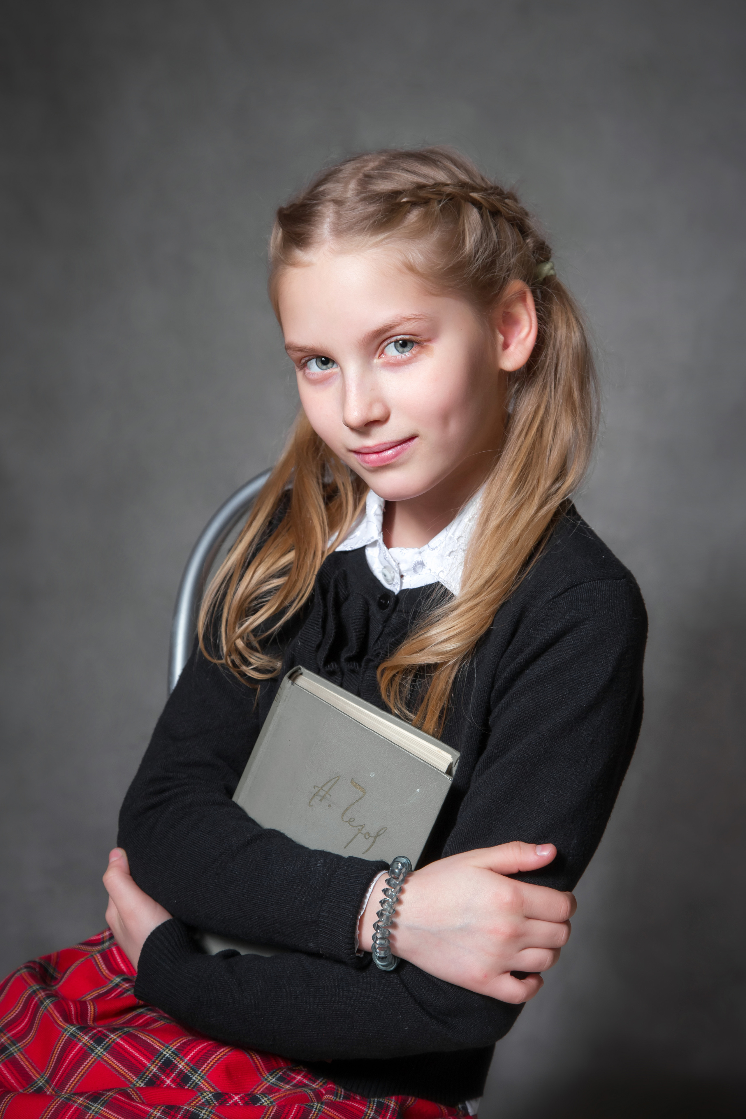 Школьные фото. Семейная фотосессия и съёмка в школе СПб Сударикова Мария