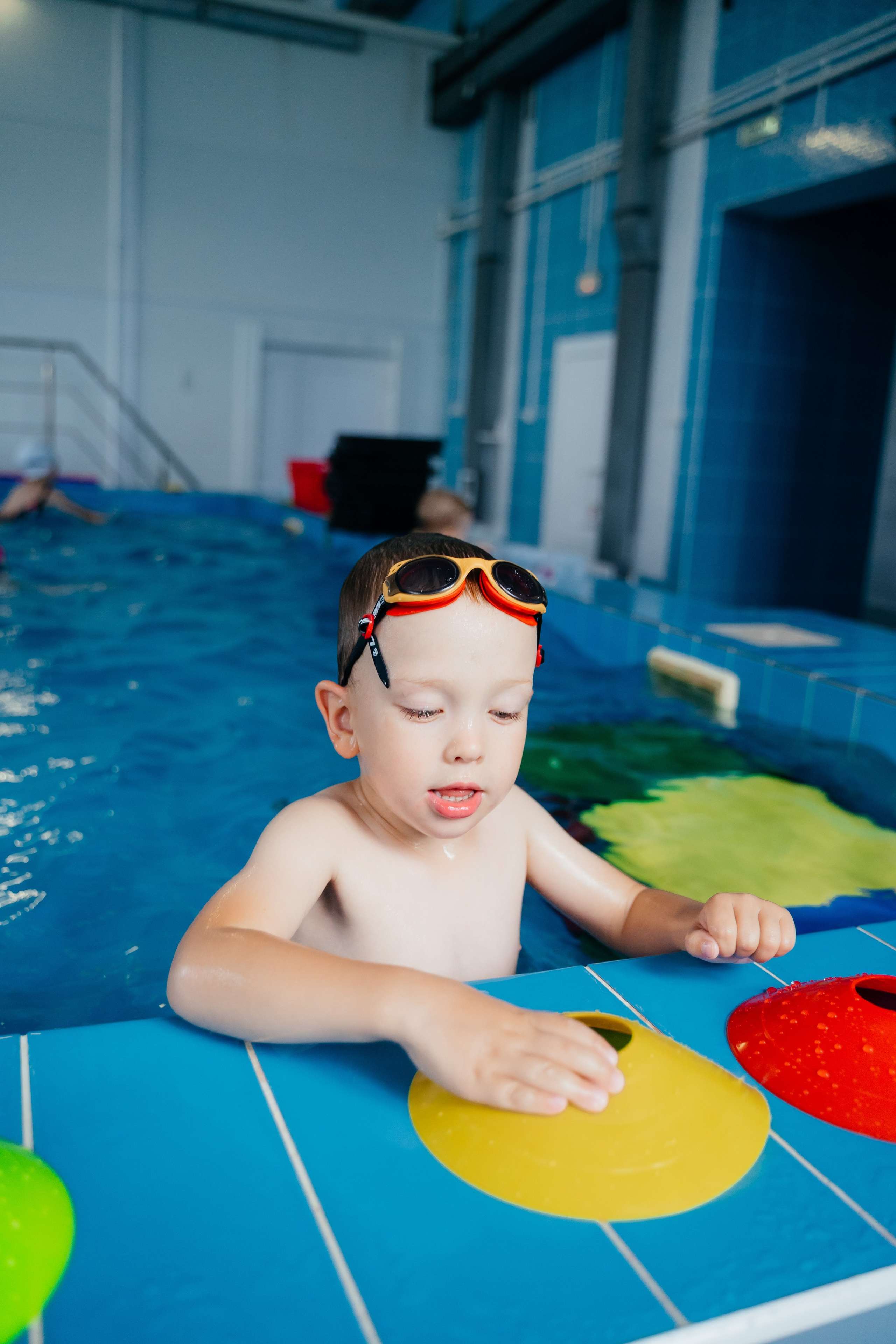 Студия детского плавания. Семейный фотограф в Саратове