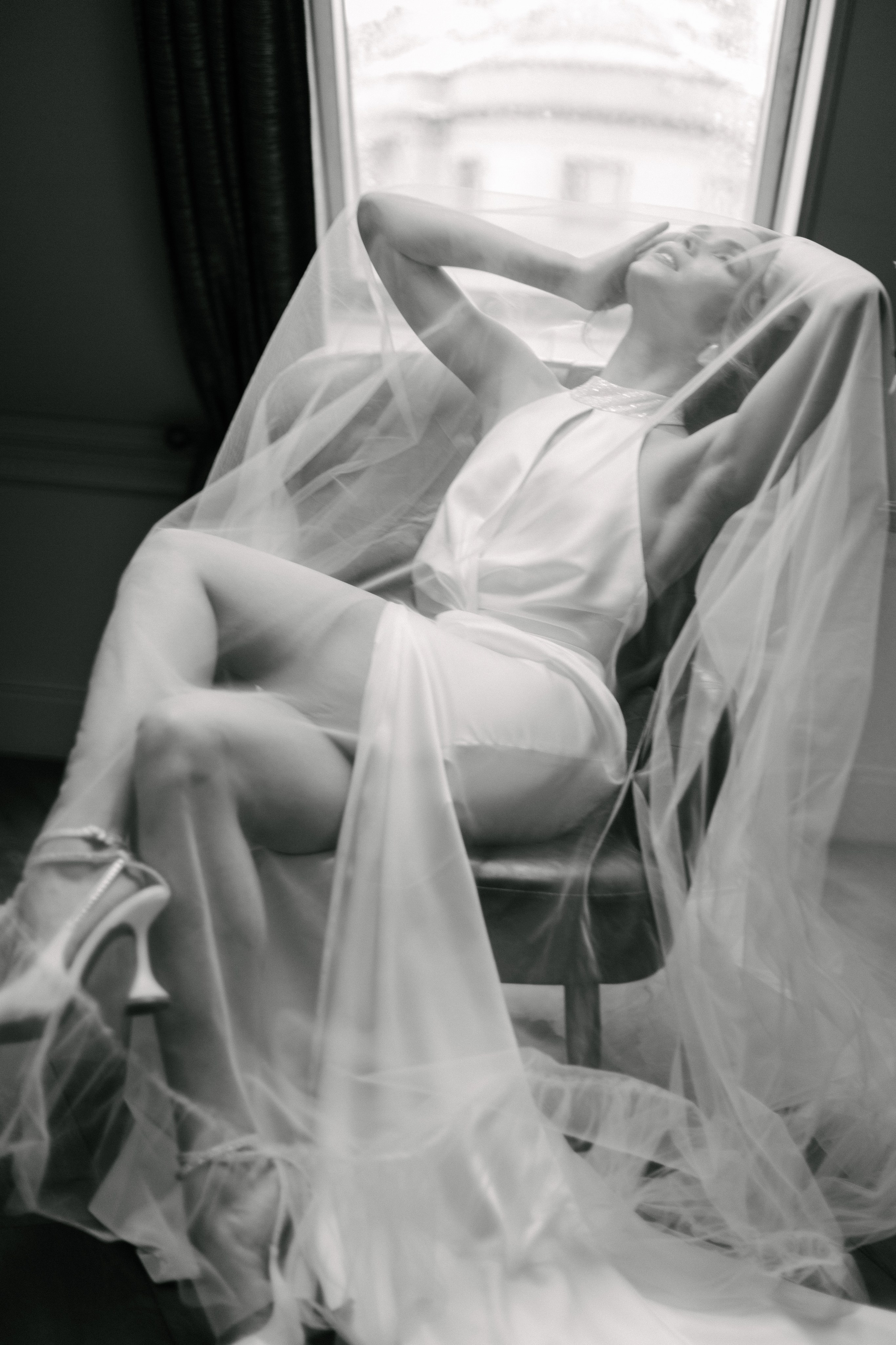 Свадебная фотосессия в бутик отеле Арбат 6, свадебный фотограф в Москве