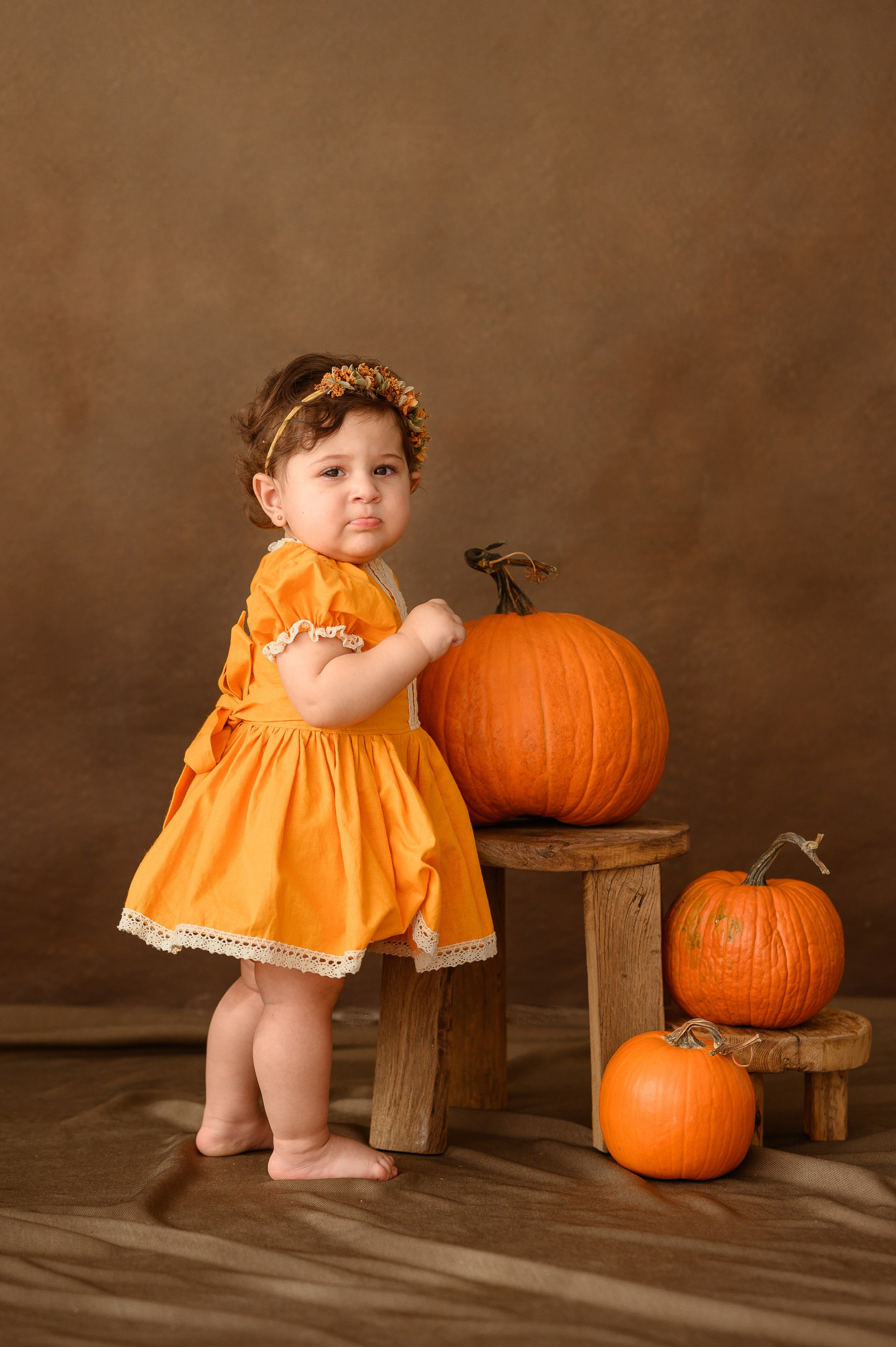 Еве годик. Тыквочки. Детский и семейный фотограф Ирина Гладких