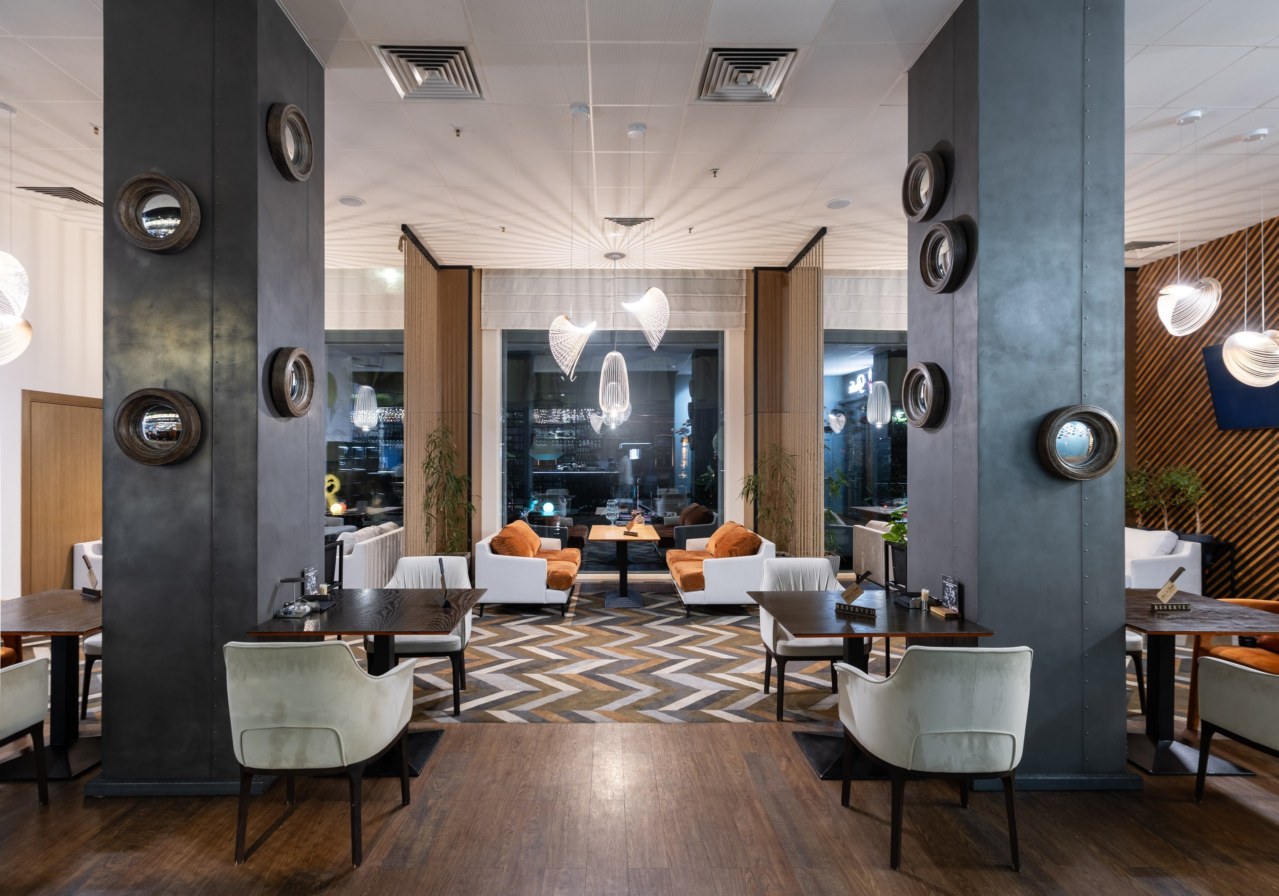 Интерьерная фотосъемка для ресторана Мясо & Рыба. Worldwide Wedding Photography Demskoy Studio