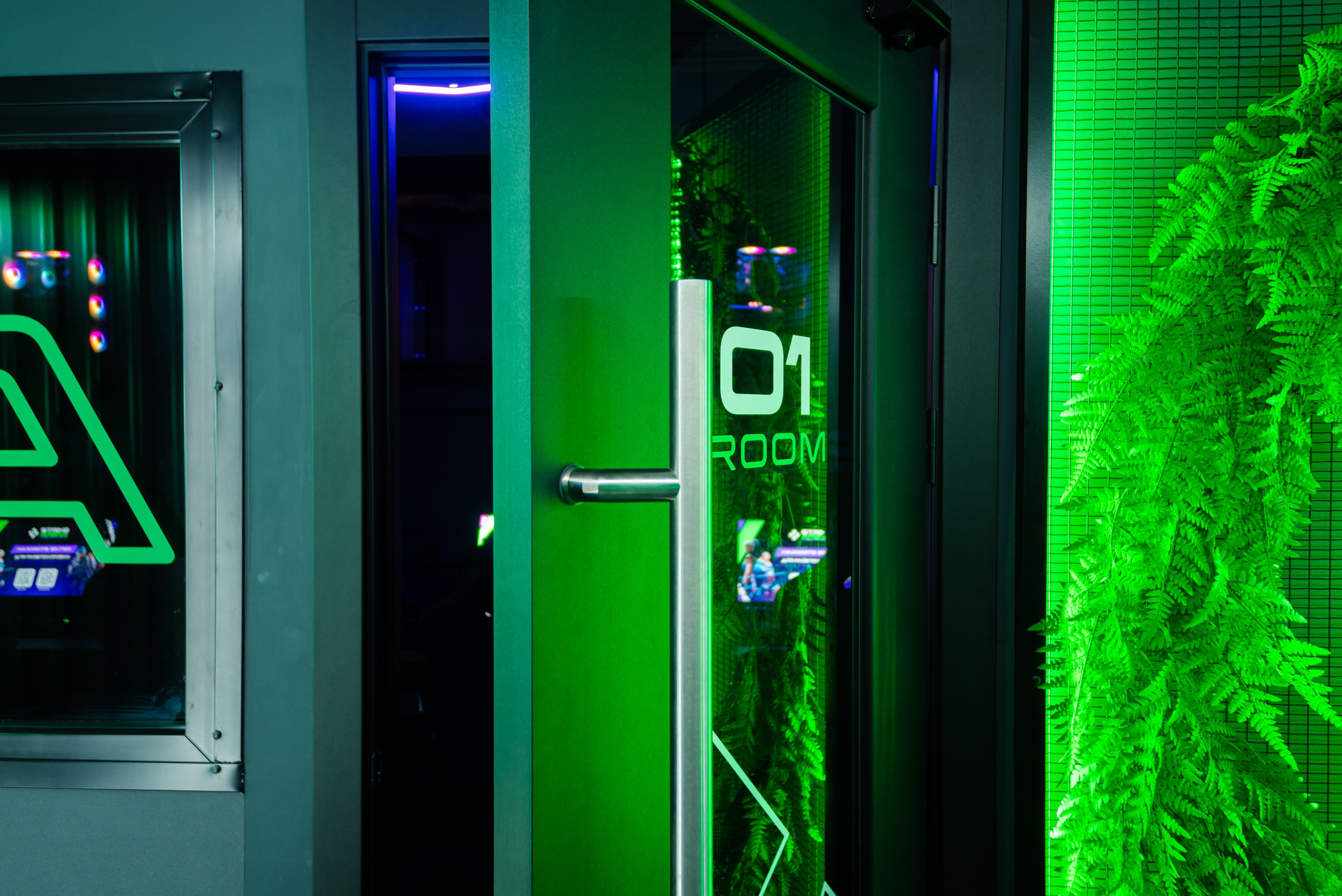 Фотосъемка для компьютерного клуба. Интерьерный и репортажный фотограф в Санкт-Петербурге