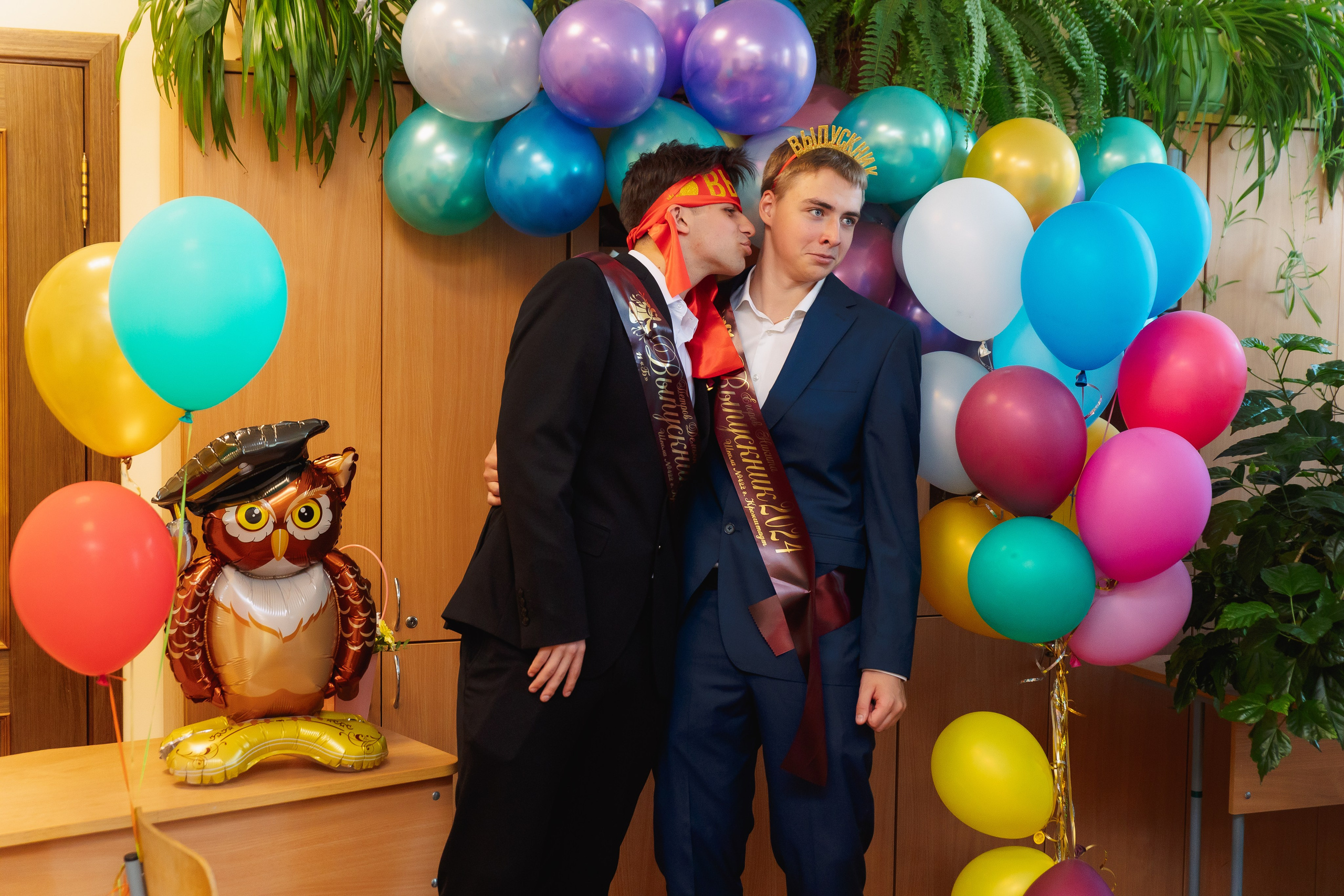 Последний звонок. Фотограф в Кронштадте и Санкт-Петербурге Анастасия Коваленко