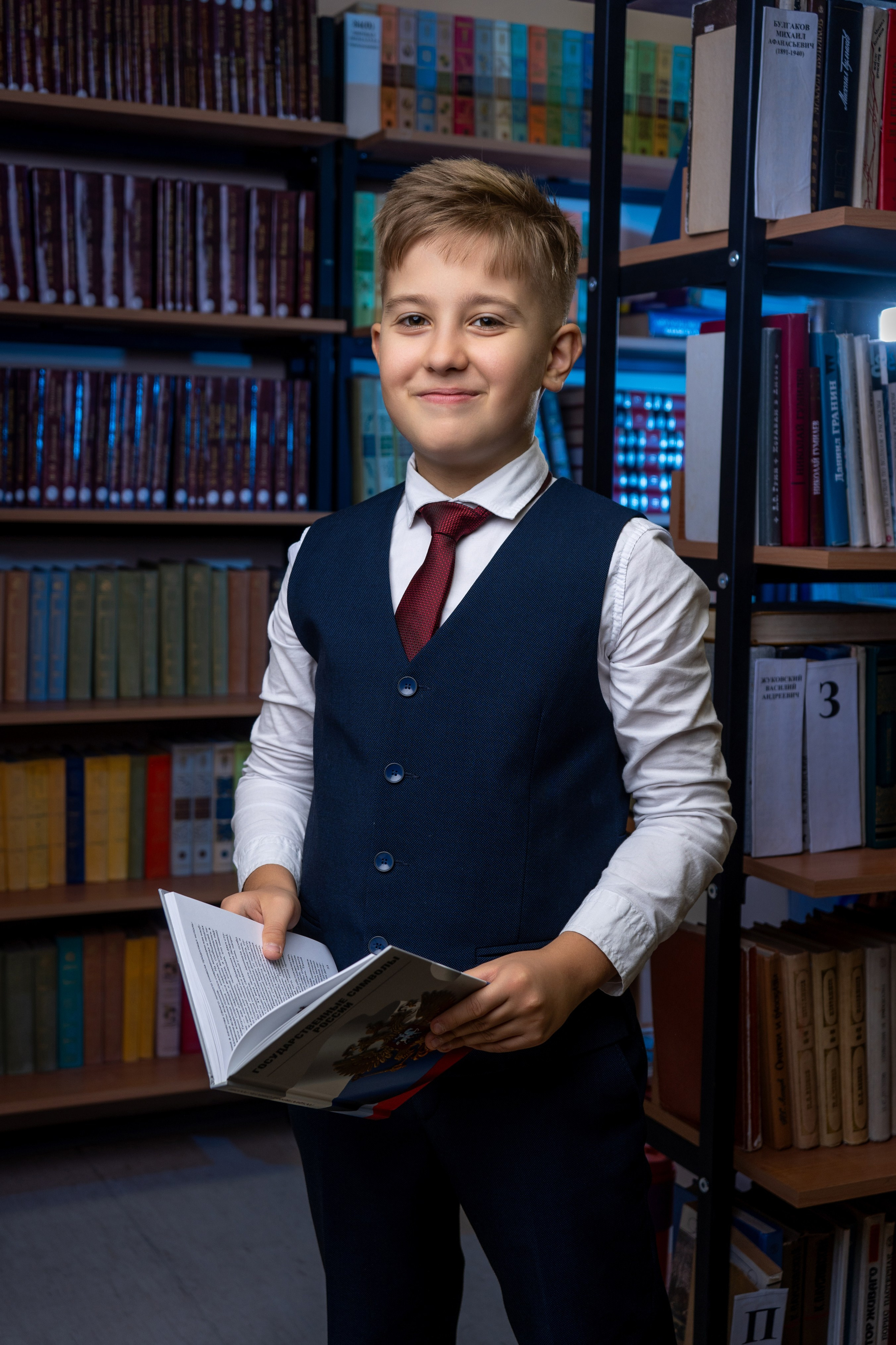 Выпускные портреты для 4 класса в Мурманске. Выпускные Альбомы Мурманск Санкт-Петербург