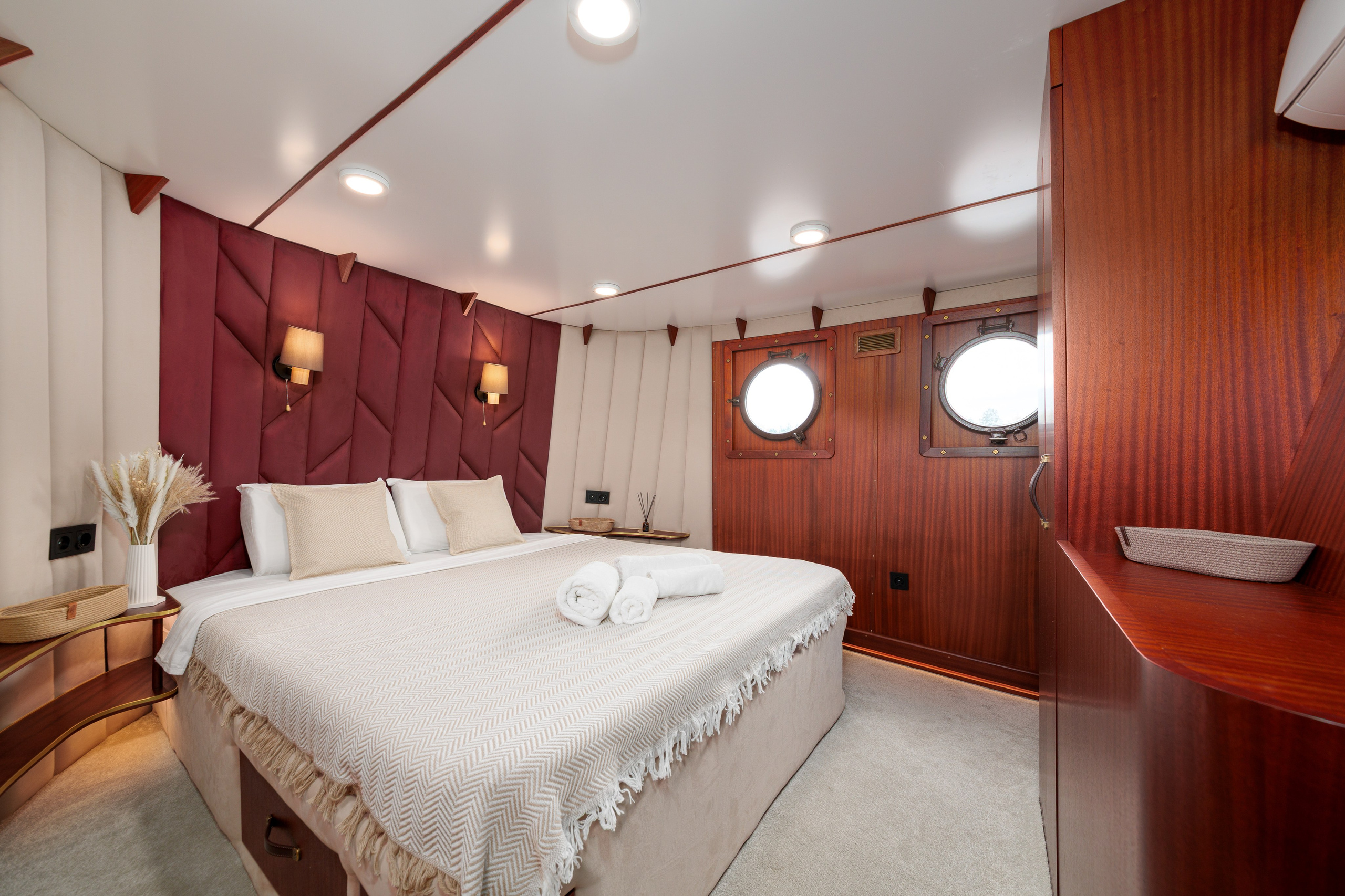 Фотосъёмка судна, яхты для бизнеса