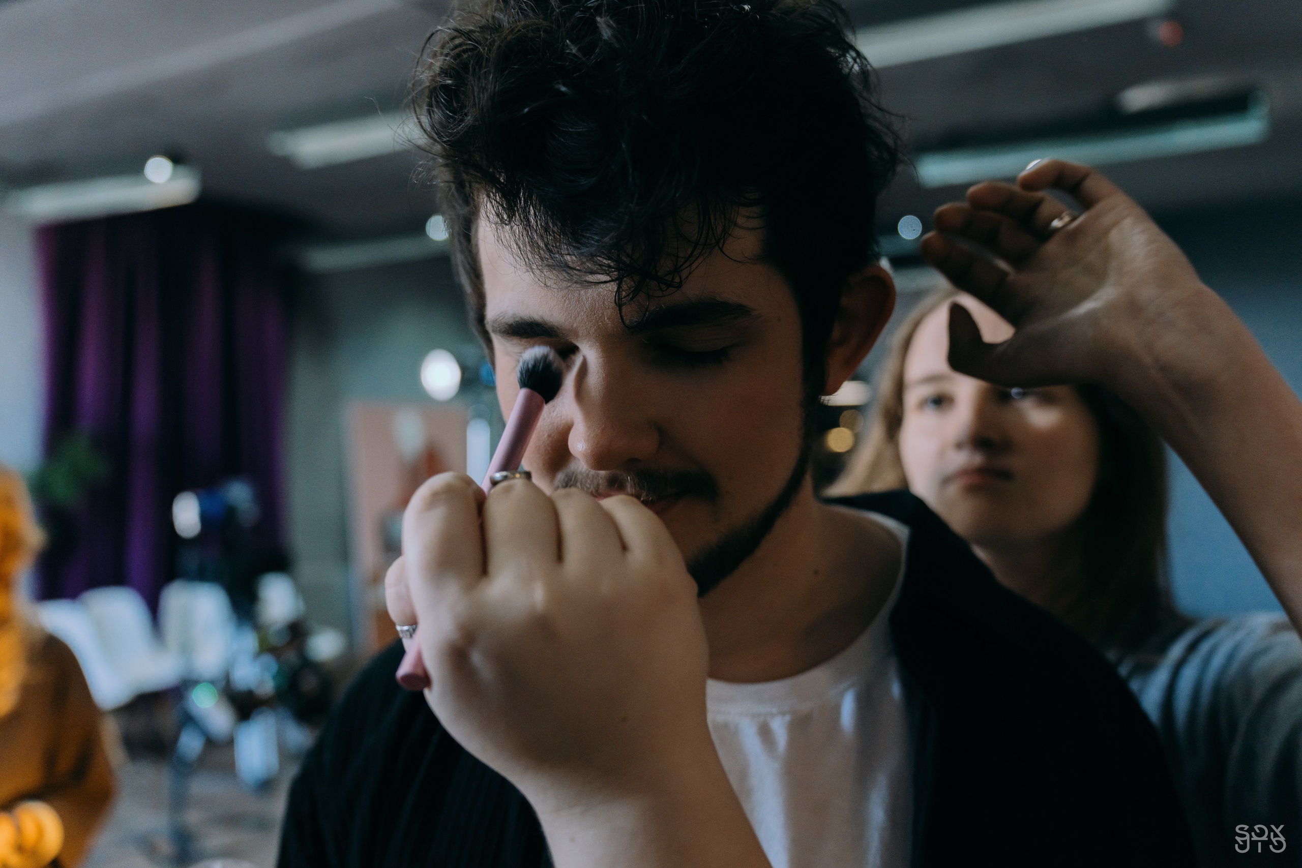 BAKED ROLL x Grad! ent