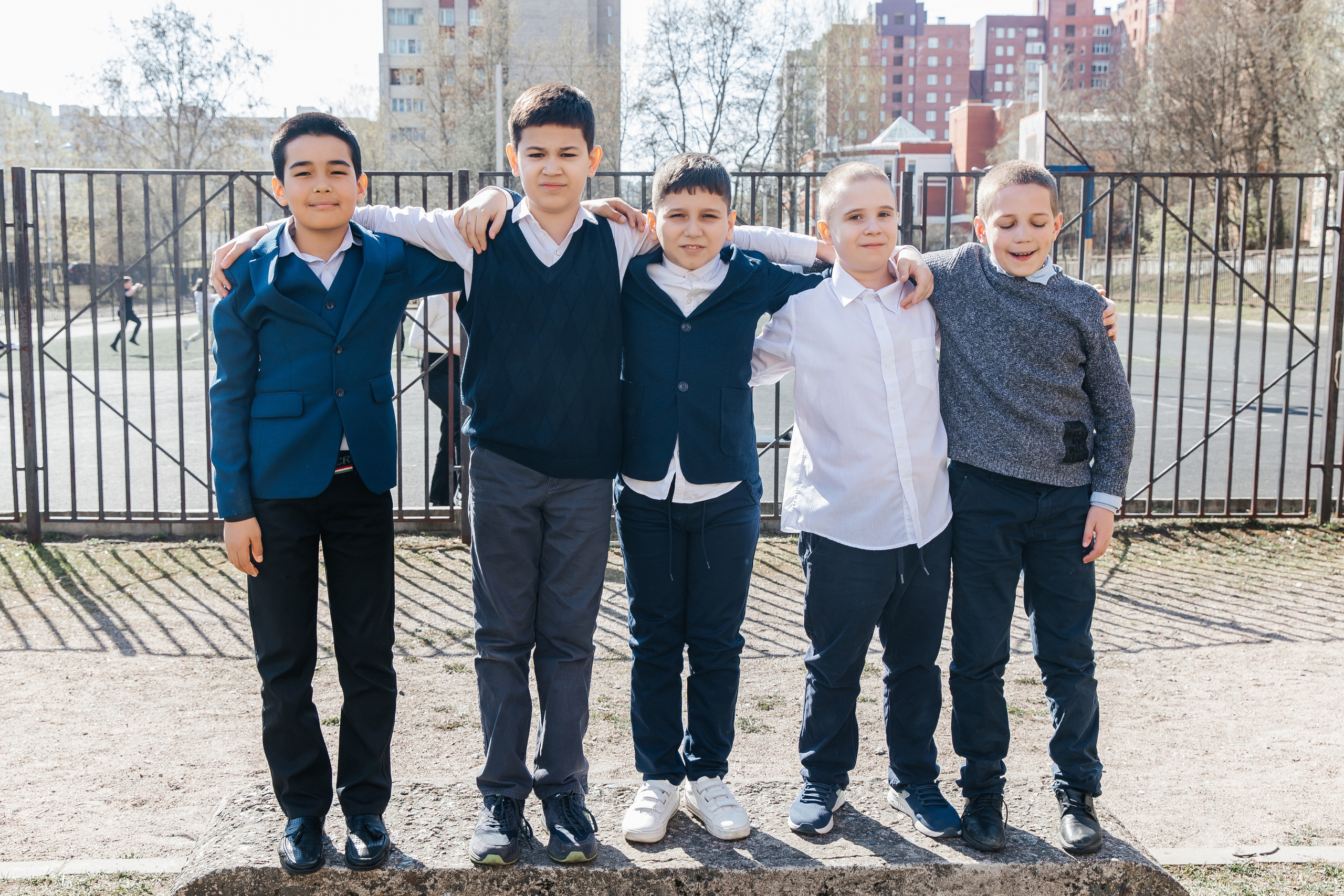 Школа № 90 — 4В класс (25.04.2023) Съемка на папки. Свадебный и семейный фотограф Крамар Наталья