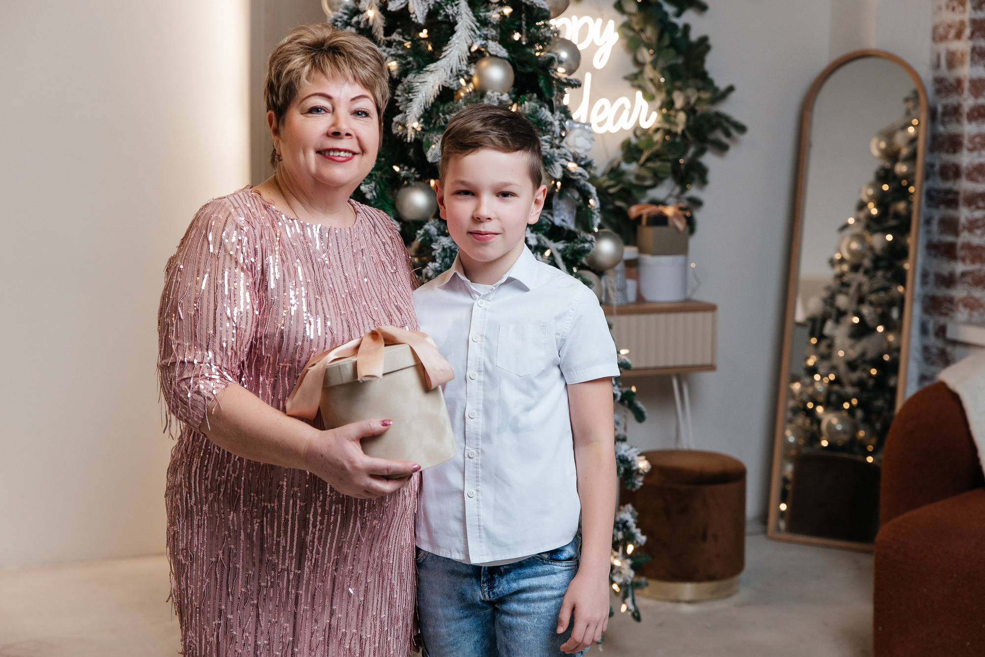 Екатерина, Алексей, Артем и бабушка Галина (3 января 2023). Свадебный и семейный фотограф Крамар Наталья