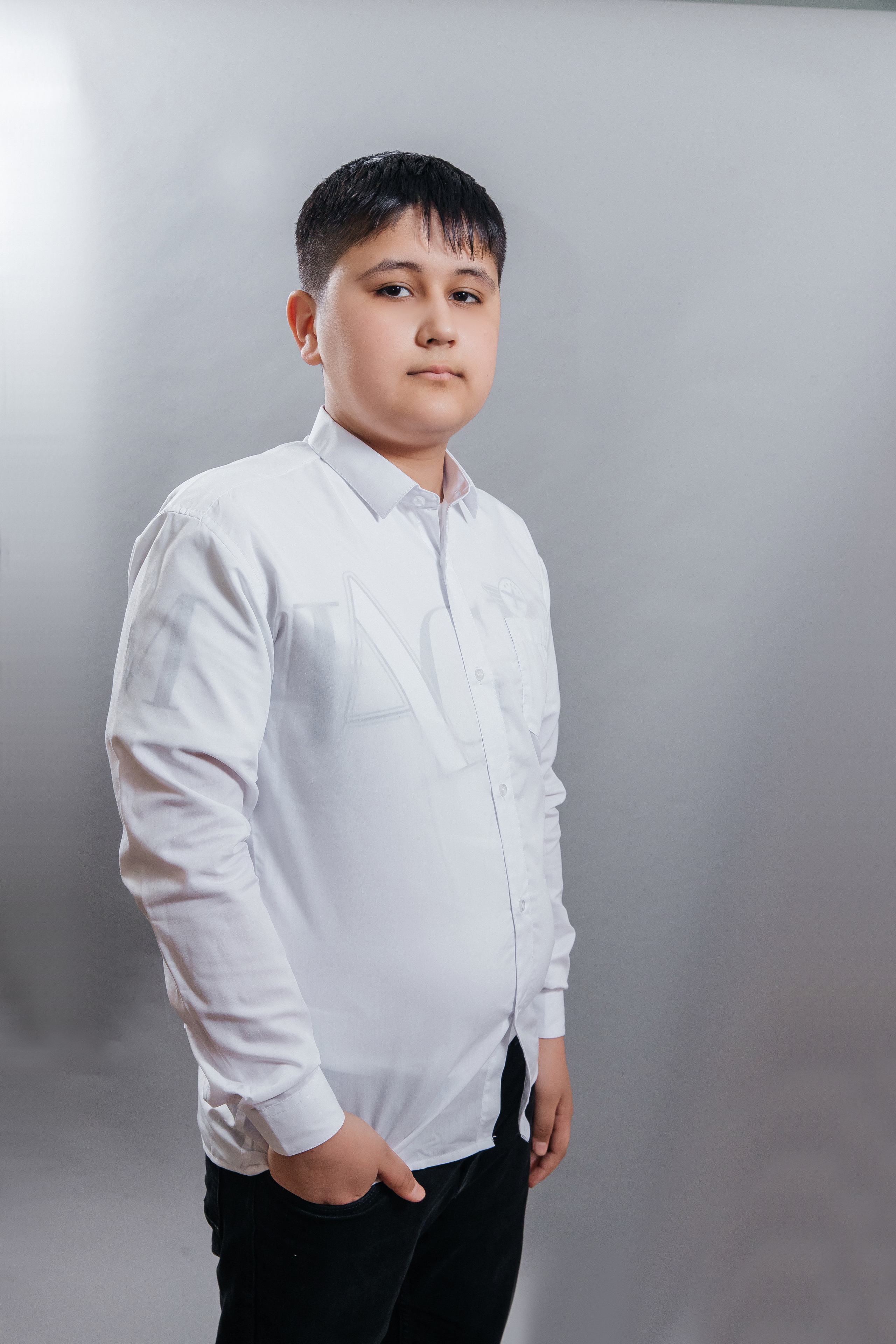 Школа № 90 — 4В класс (25.04.2023) Съемка на папки. Свадебный и семейный фотограф Крамар Наталья