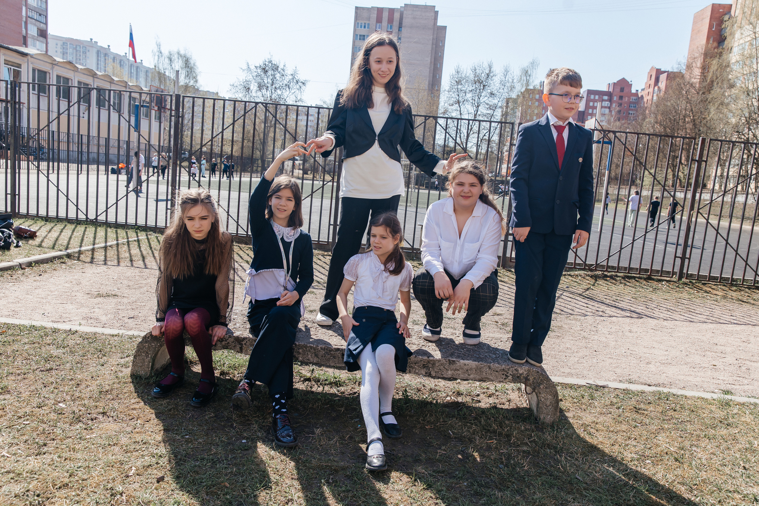 Школа № 90 — 4В класс (25.04.2023) Съемка на папки. Свадебный и семейный фотограф Крамар Наталья