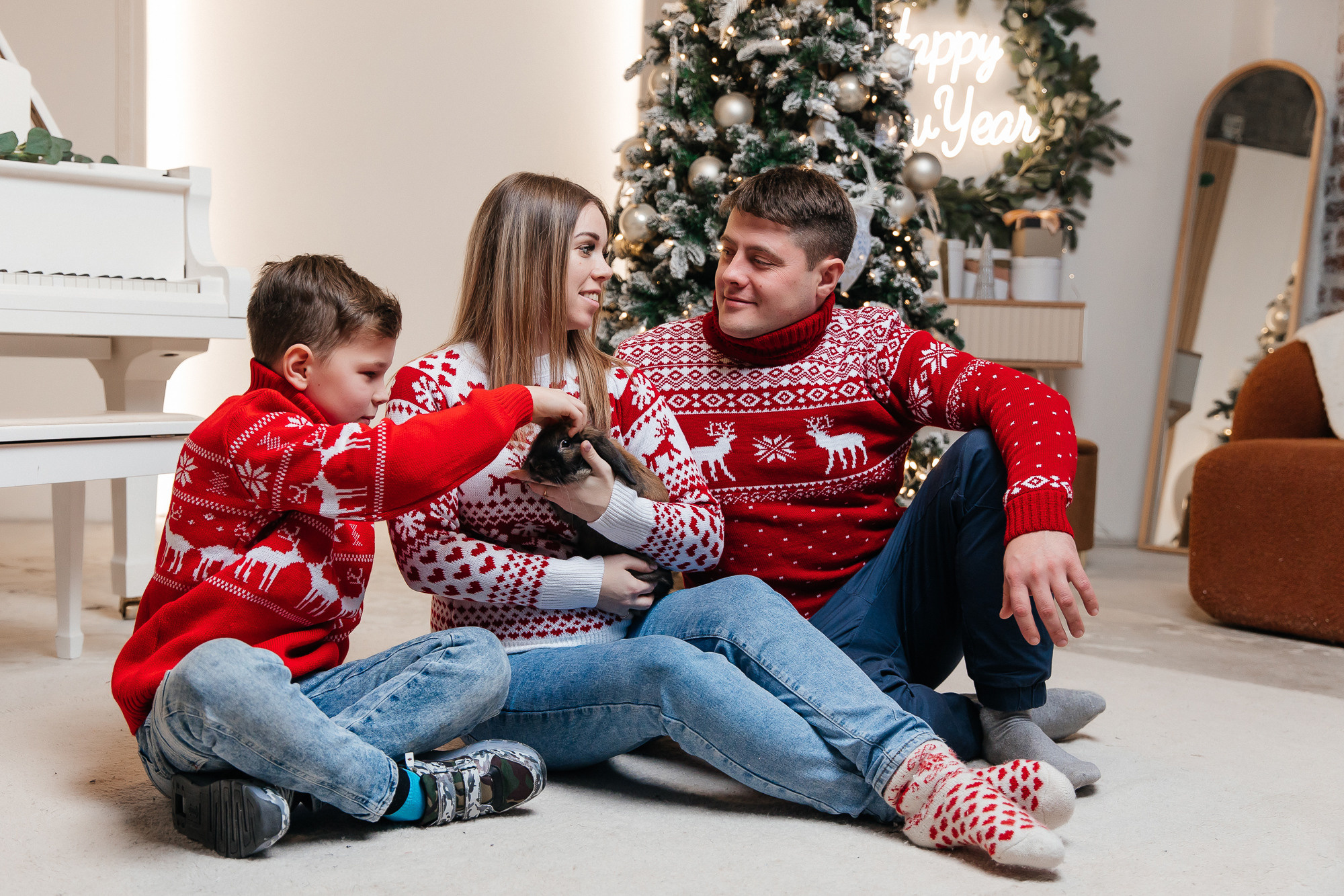 Екатерина, Алексей, Артем и бабушка Галина (3 января 2023). Свадебный и семейный фотограф Крамар Наталья