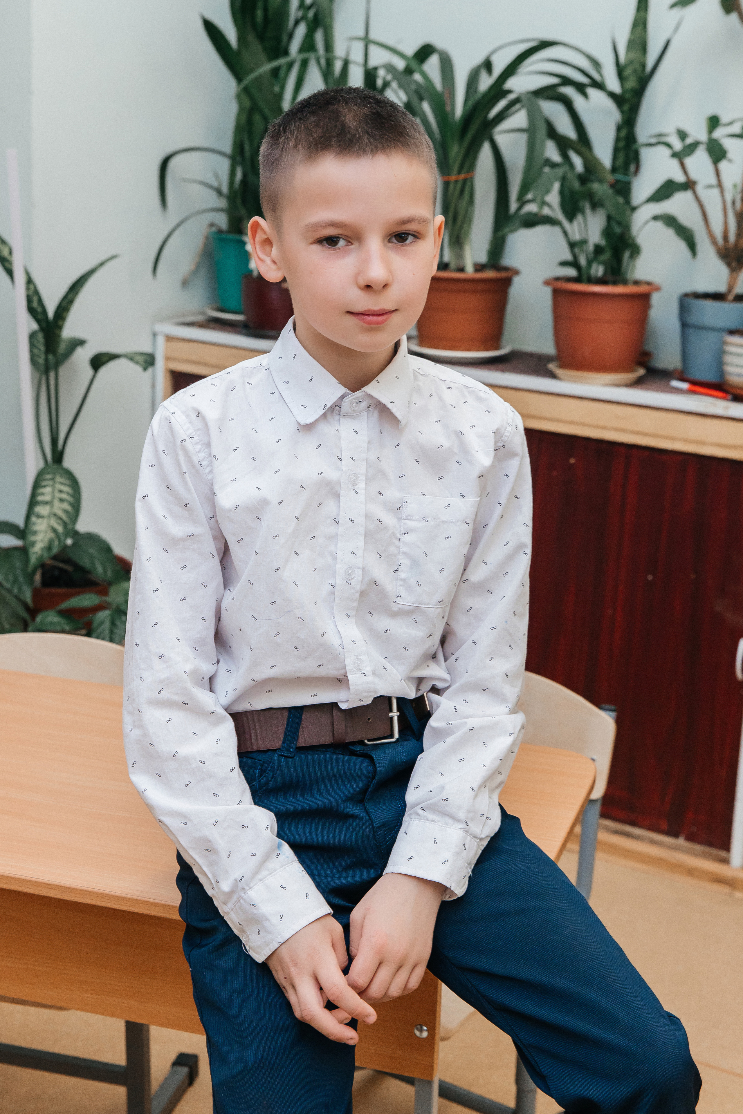 Школа № 90 — 4В класс (25.04.2023) Съемка на папки. Свадебный и семейный фотограф Крамар Наталья