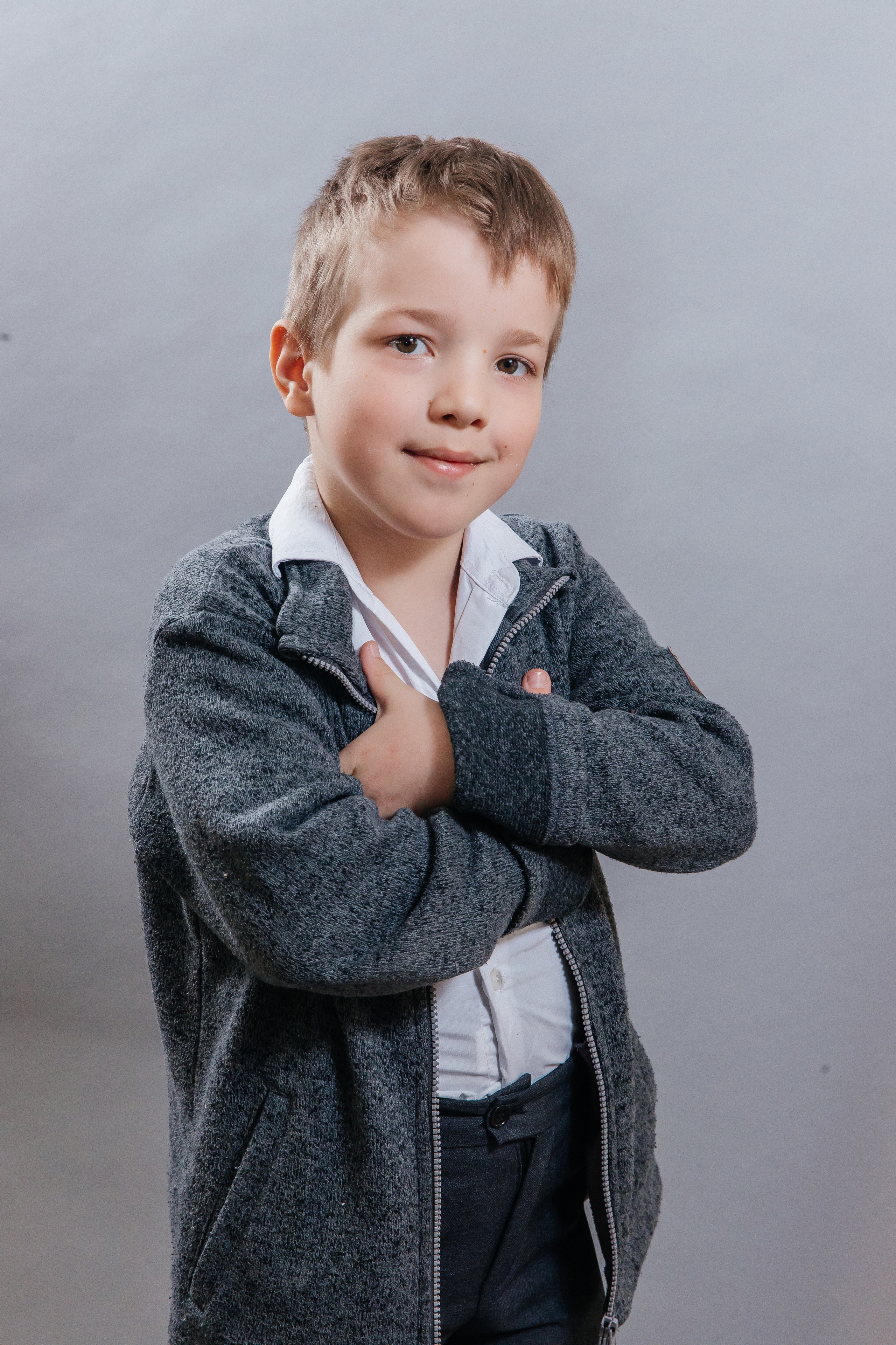 Школа № 90 — 4В класс (25.04.2023) Съемка на папки. Свадебный и семейный фотограф Крамар Наталья