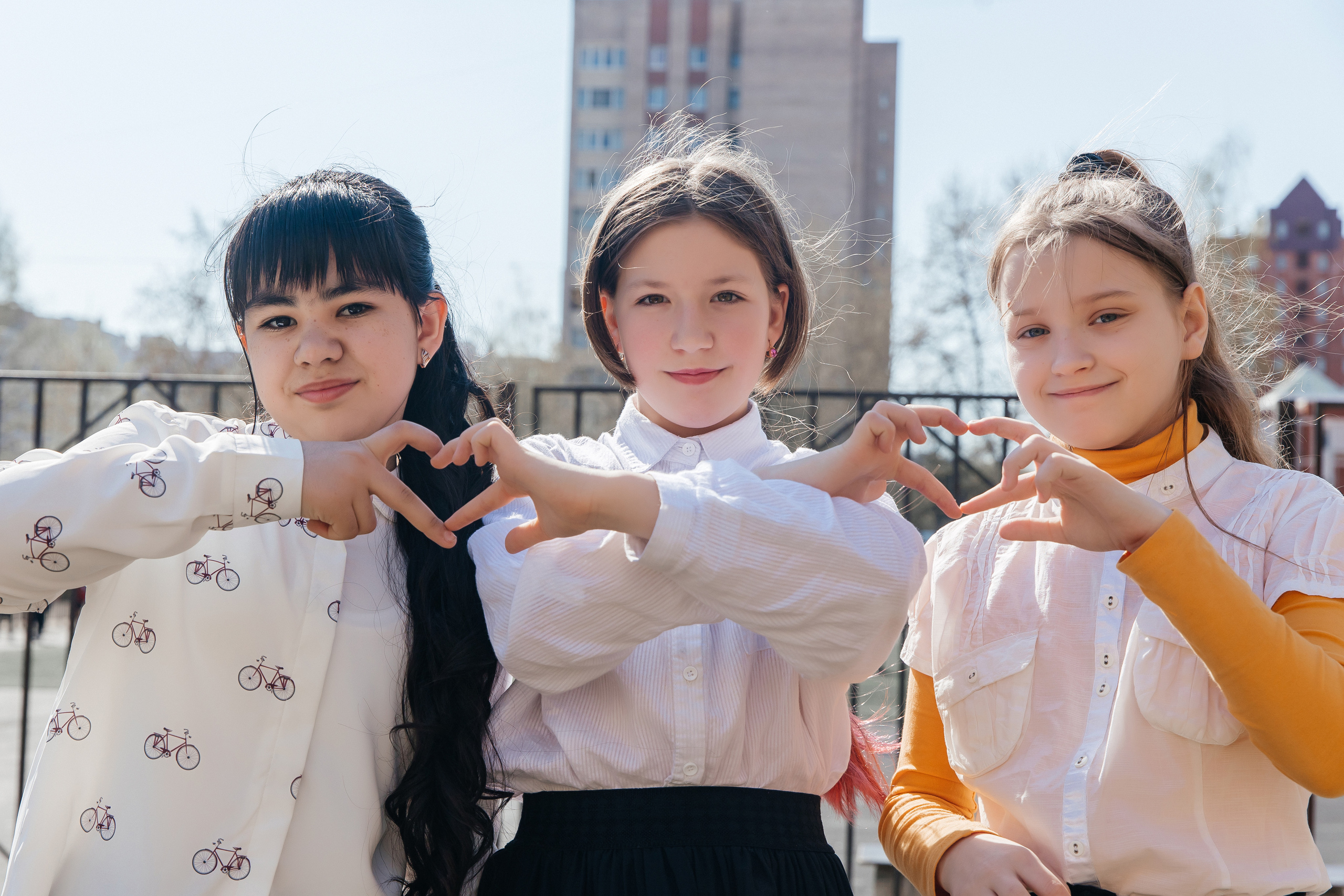 Школа № 90 — 4В класс (25.04.2023) Съемка на папки. Свадебный и семейный фотограф Крамар Наталья