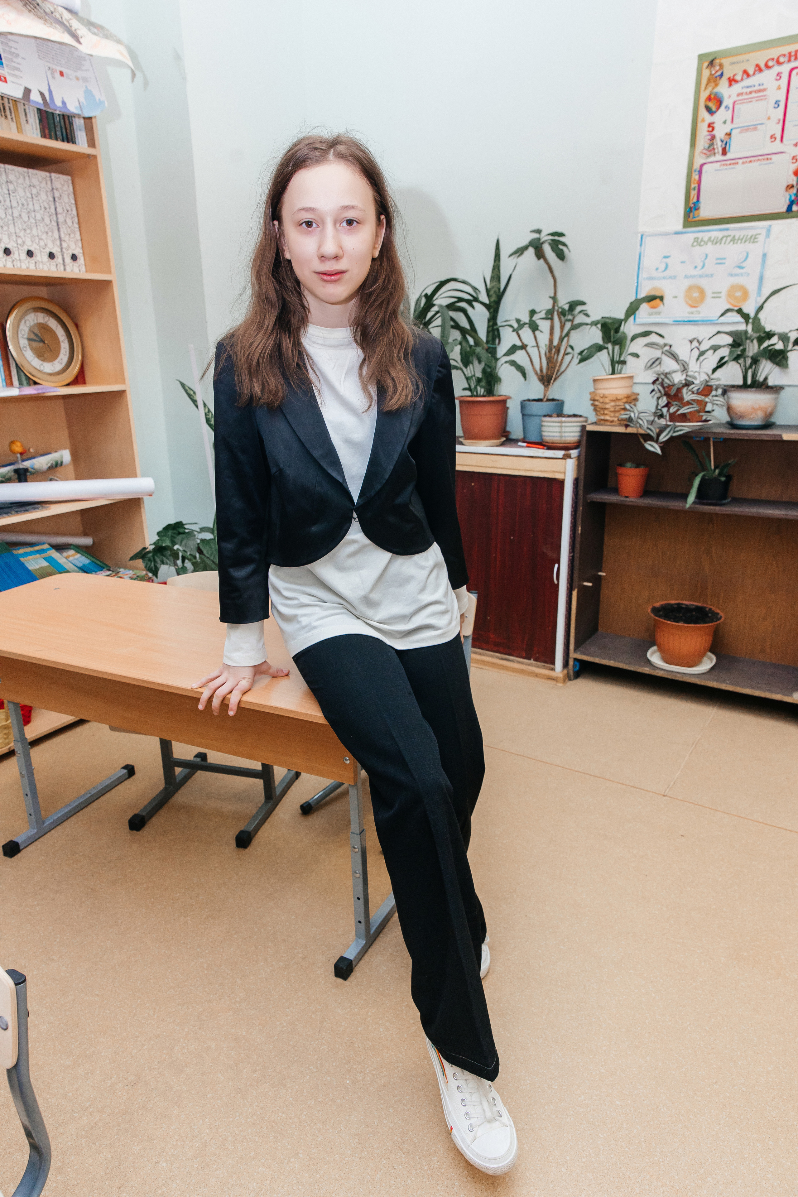 Школа № 90 — 4В класс (25.04.2023) Съемка на папки. Свадебный и семейный фотограф Крамар Наталья