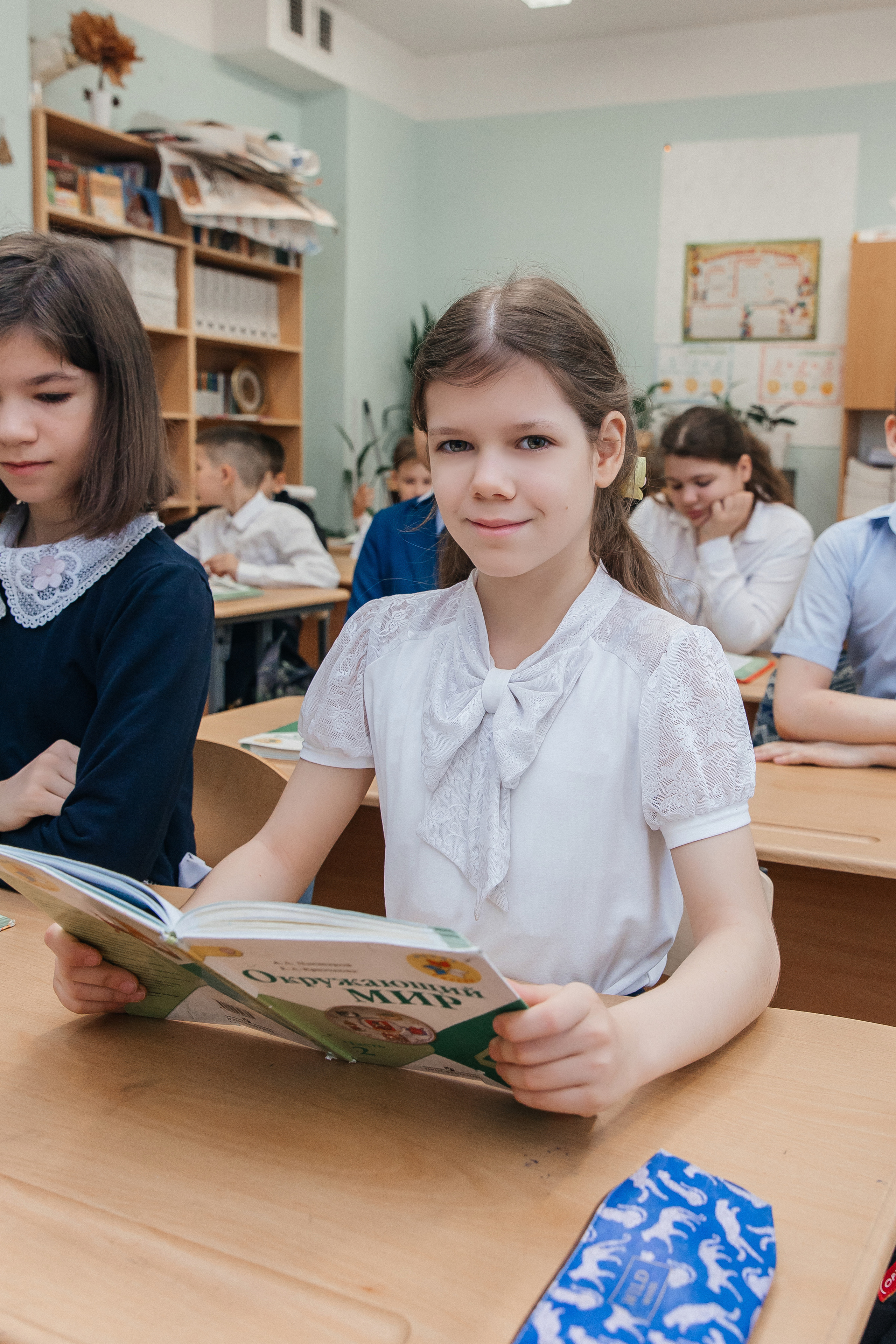 Школа № 90 — 4В класс (25.04.2023) Съемка на папки. Свадебный и семейный фотограф Крамар Наталья